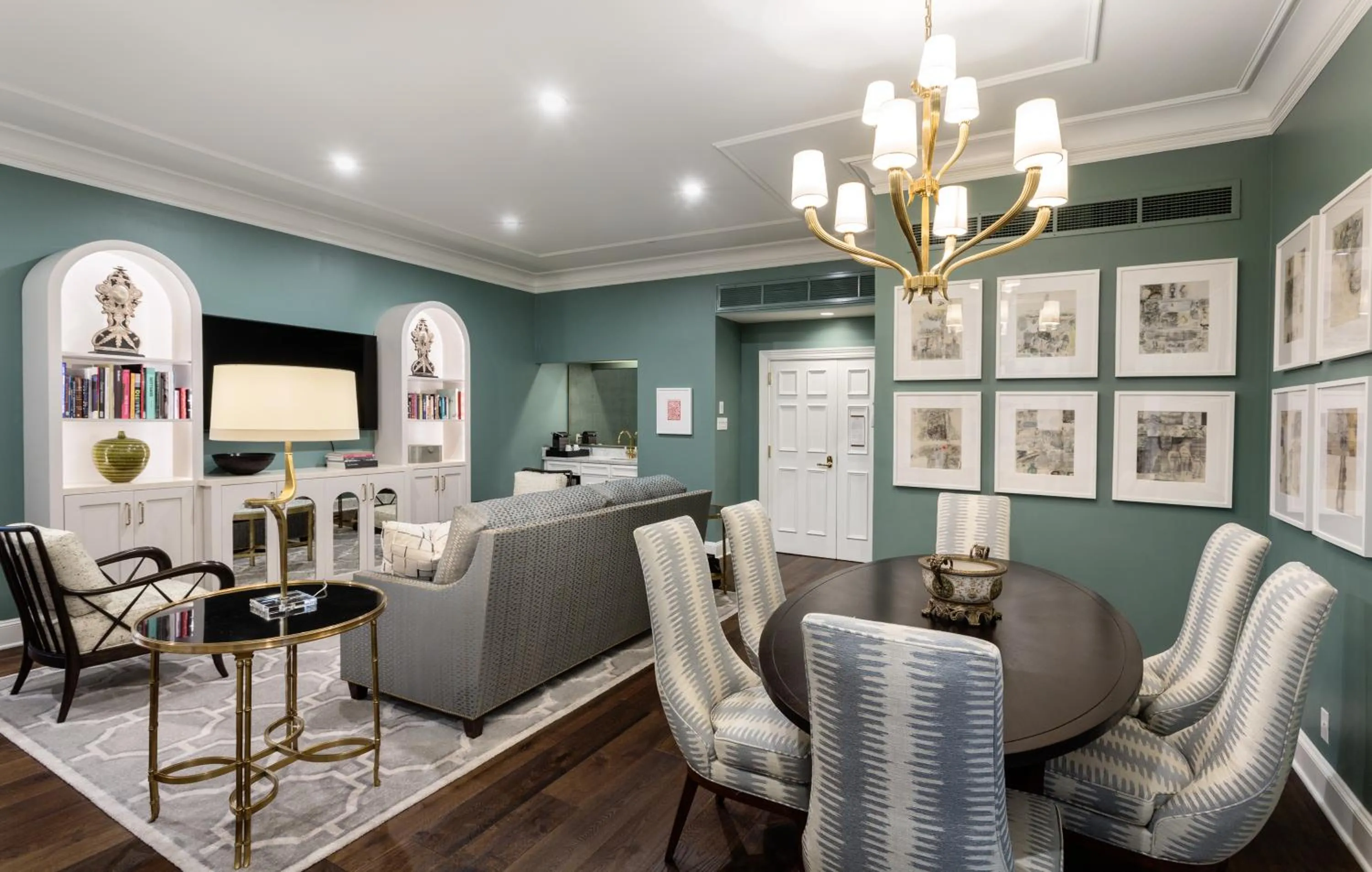 Living room in The Lancaster Hotel