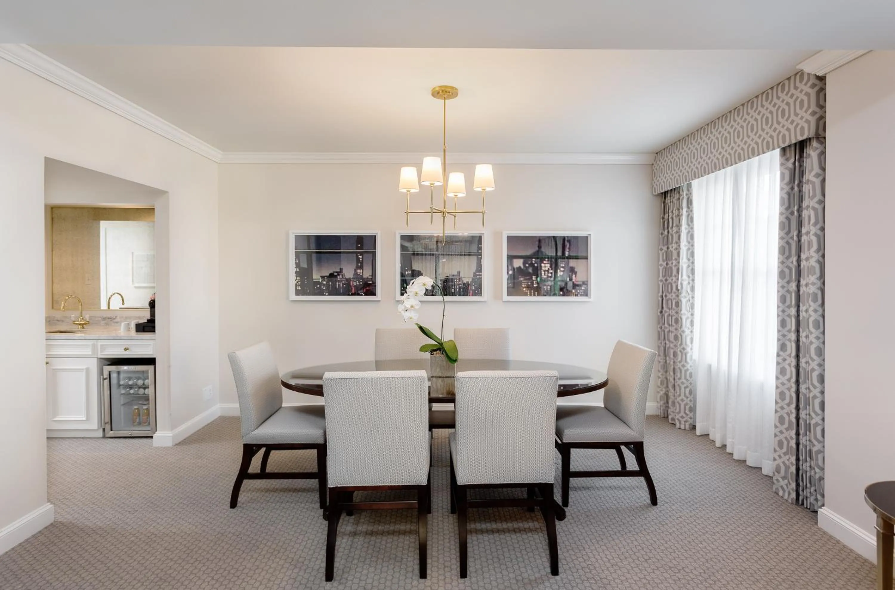 Living room in The Lancaster Hotel