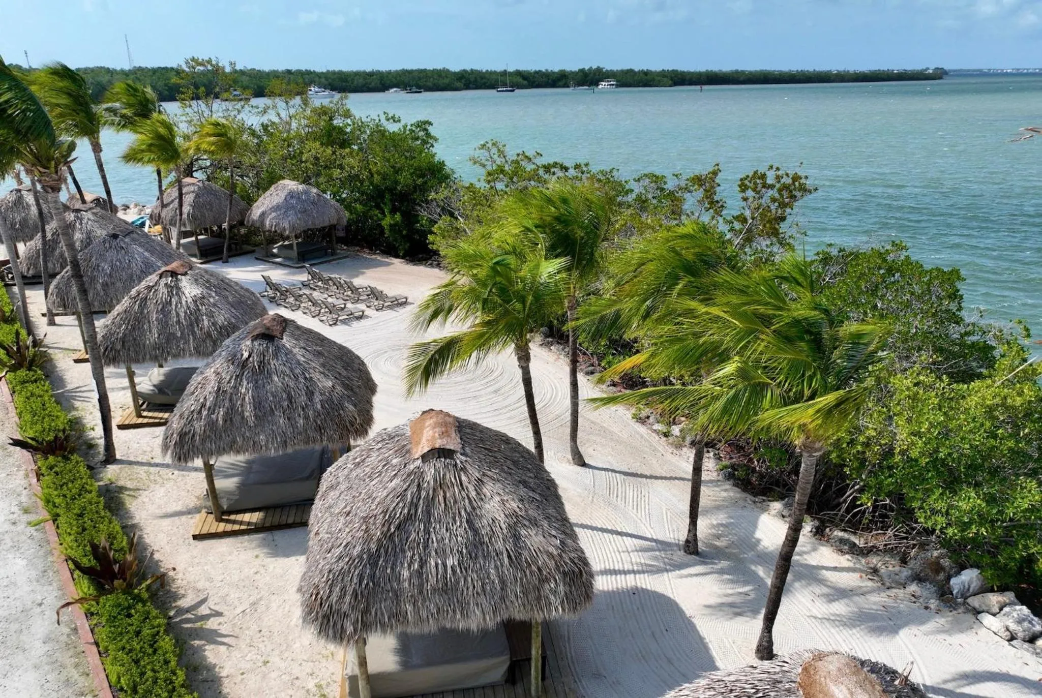 Beach in Gilbert's Resort