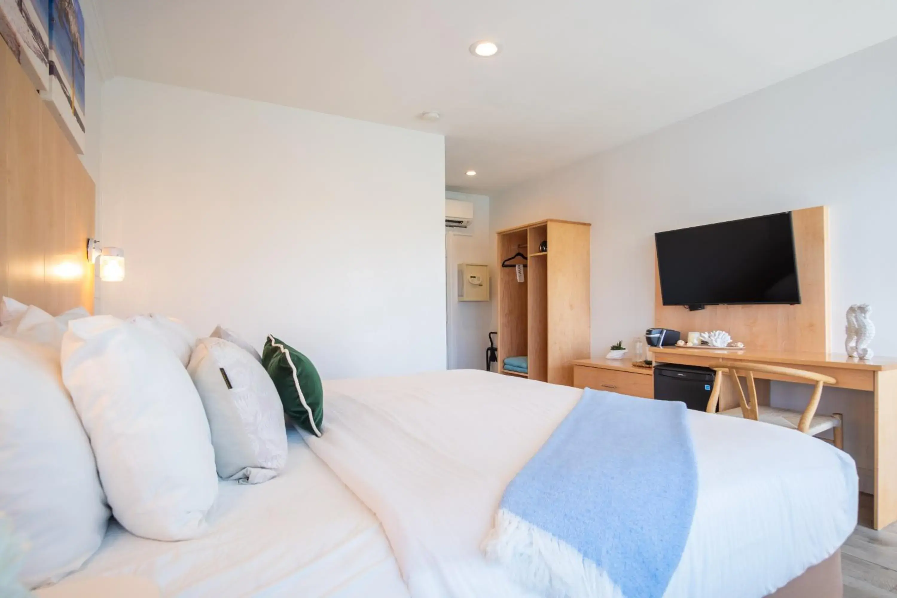 Bed in Gilbert's Resort Bed in Gilbert's Resort