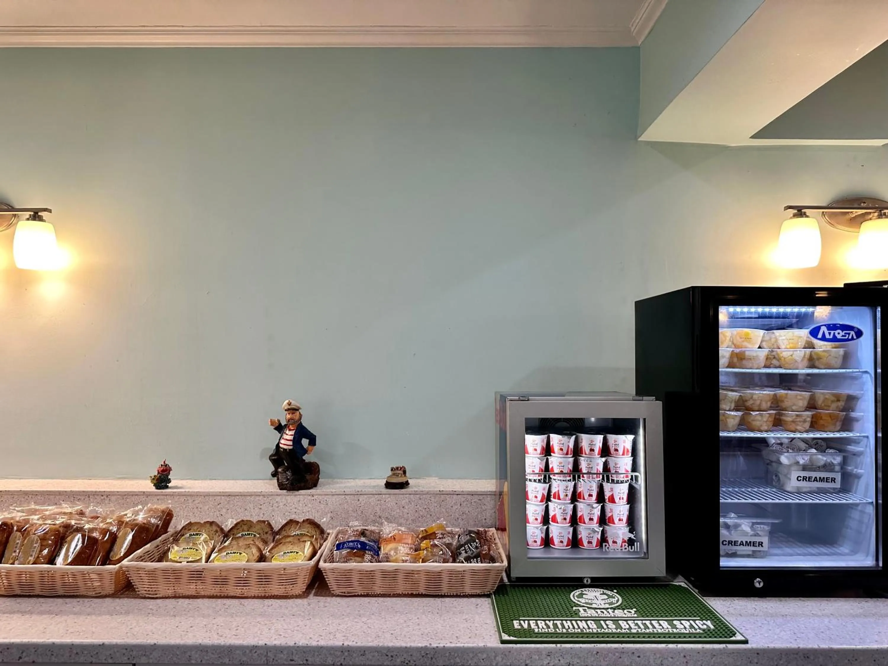 Breakfast in Gilbert's Resort