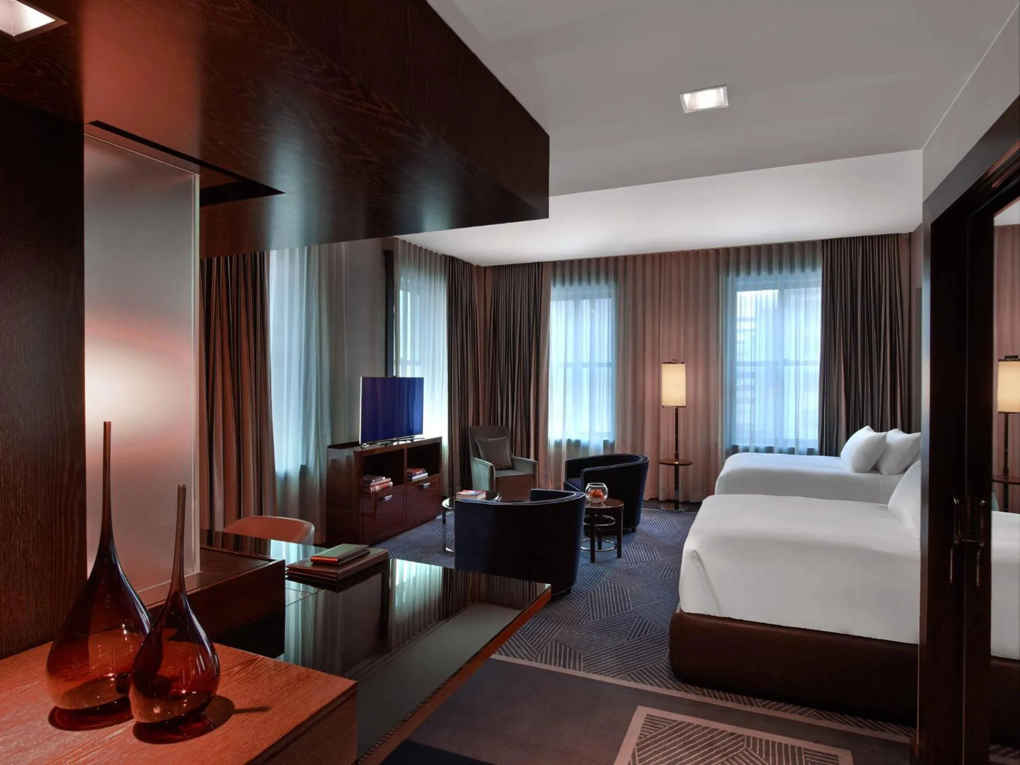 Seating area, Bed in The Joule