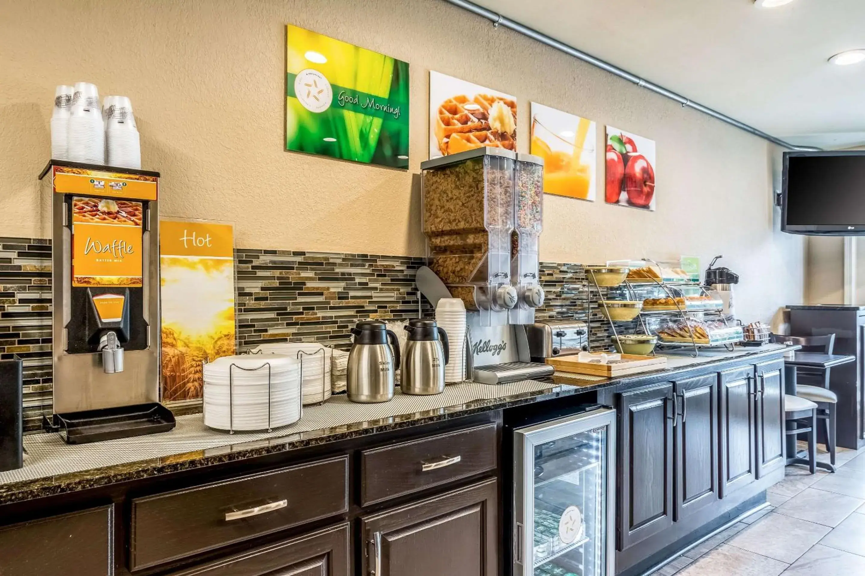Restaurant/places to eat in Quality Inn University Area Restaurant/places to eat in Quality Inn University Area