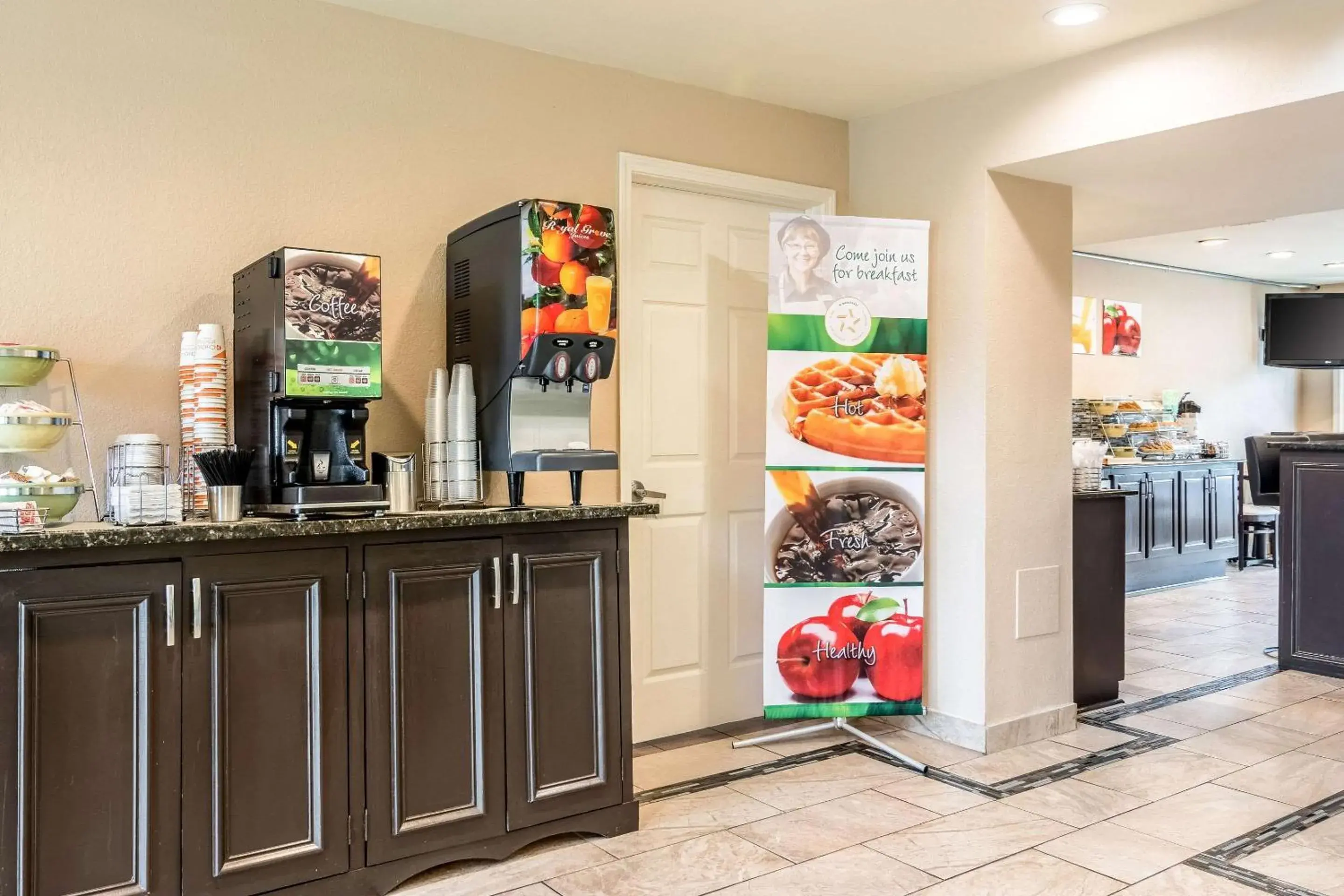 Restaurant/places to eat in Quality Inn University Area Restaurant/places to eat in Quality Inn University Area