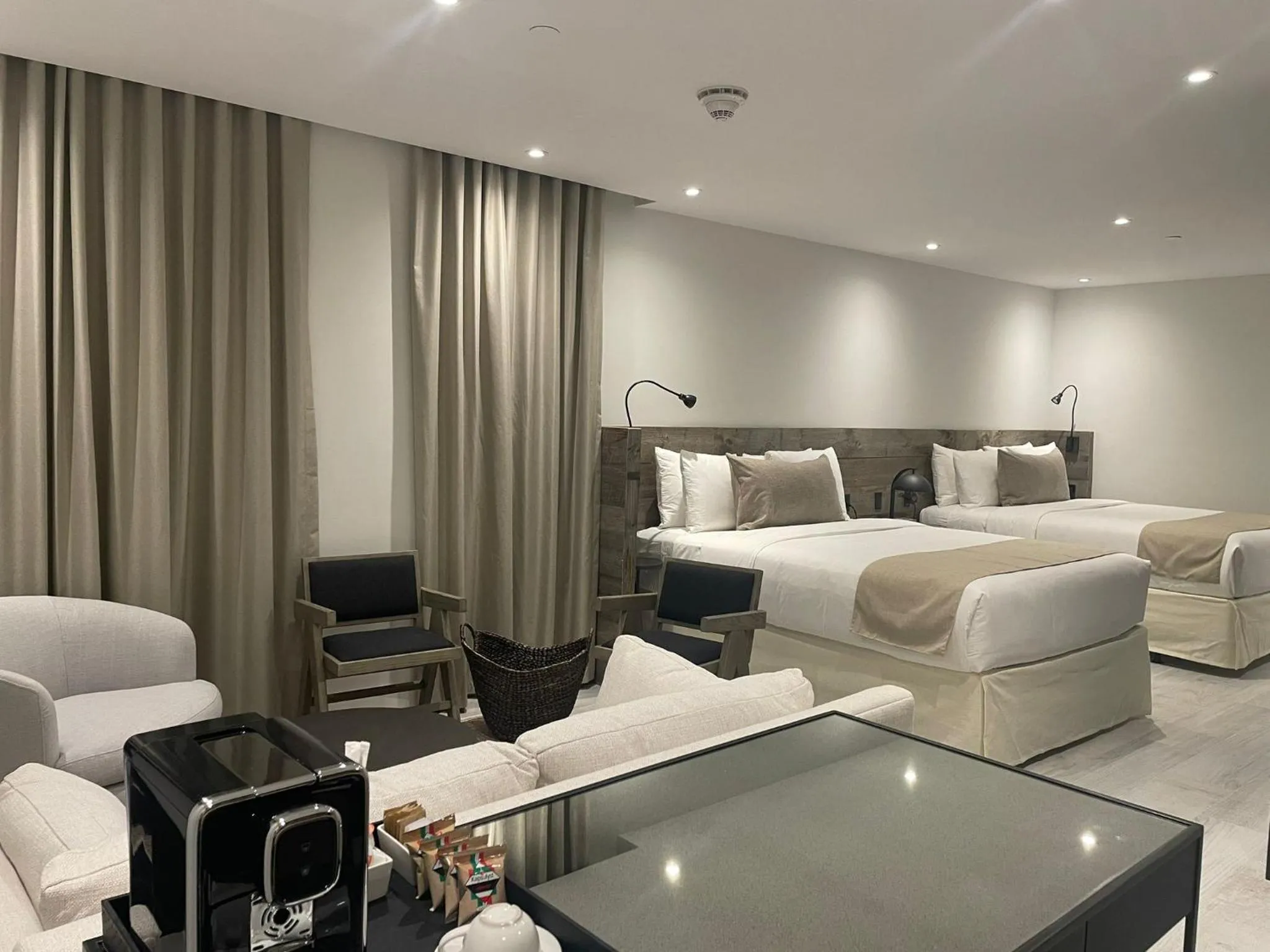 Bed in Nassau Suite South Beach, an All Suite Hotel