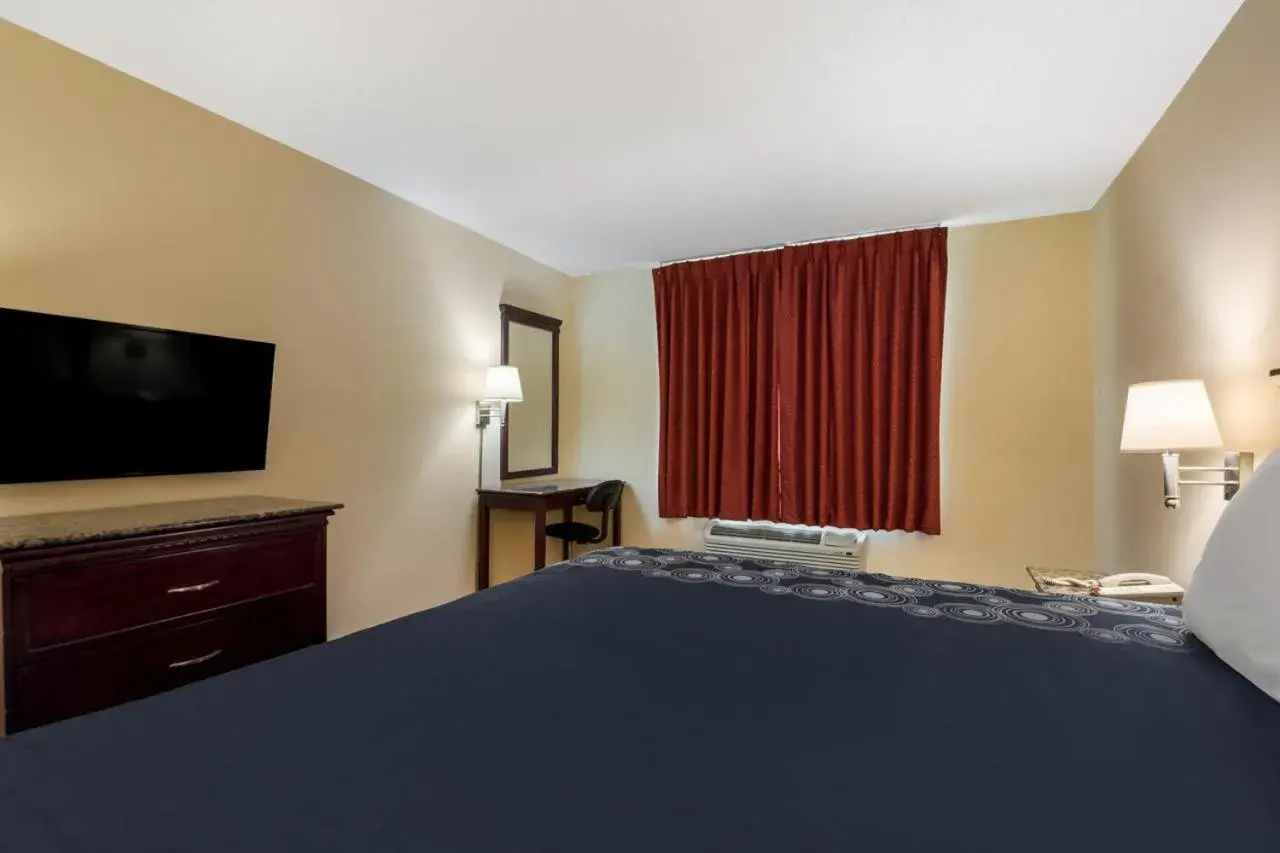 Bed in Knights Inn Phildelphia Bed in Knights Inn Phildelphia