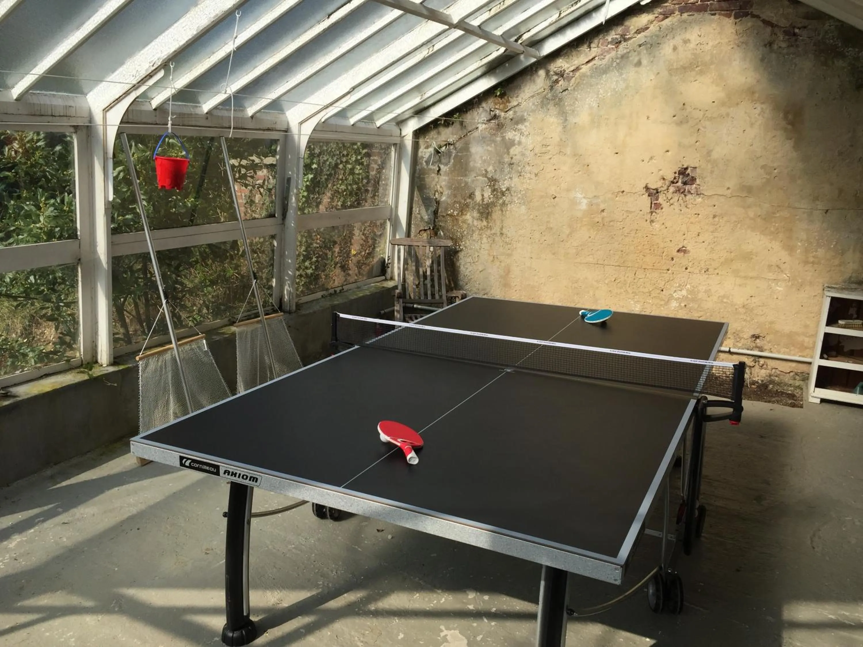 Table tennis in The Old Fenwick House