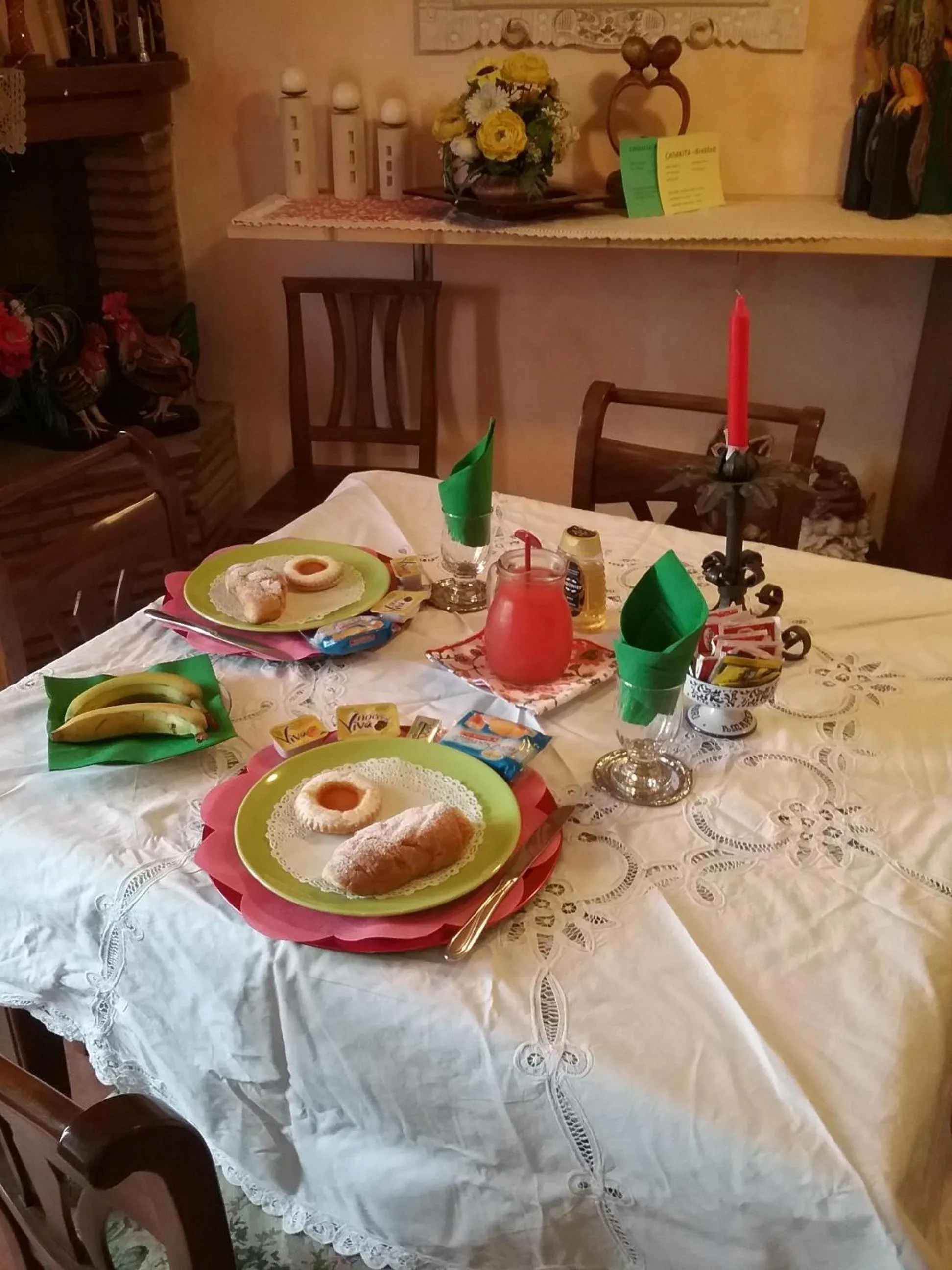 Breakfast in Casa Kita