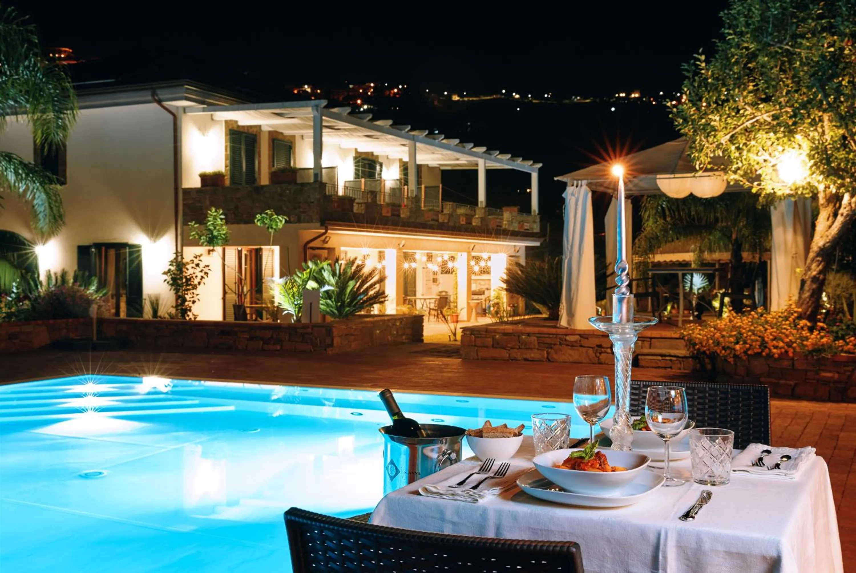 Restaurant/places to eat in Cuore del Cilento Relais&Retreat