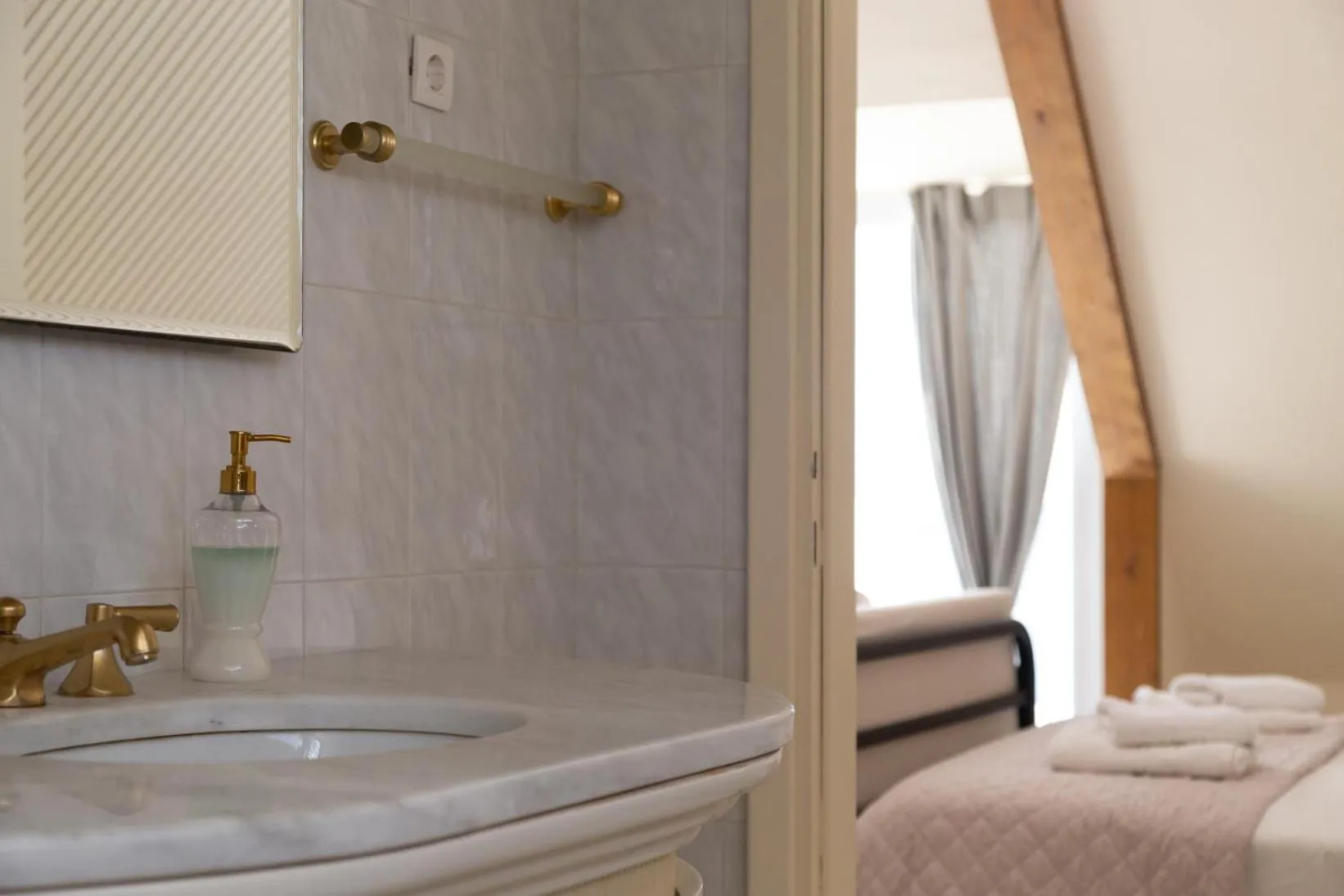 Bathroom, Bed in Poseidon Apartments and Villas by the Sea