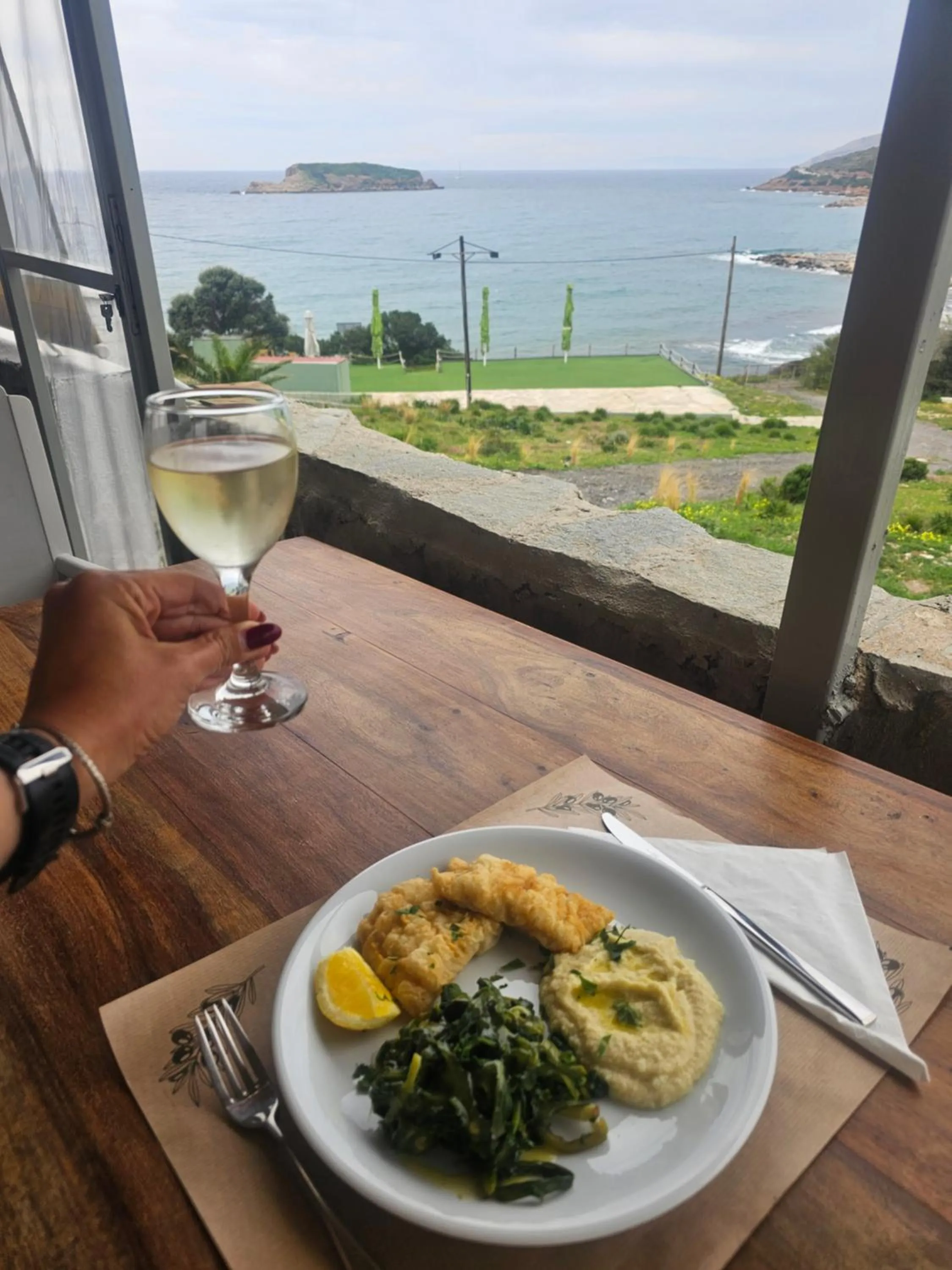 Poseidon Apartments and Villas by the Sea