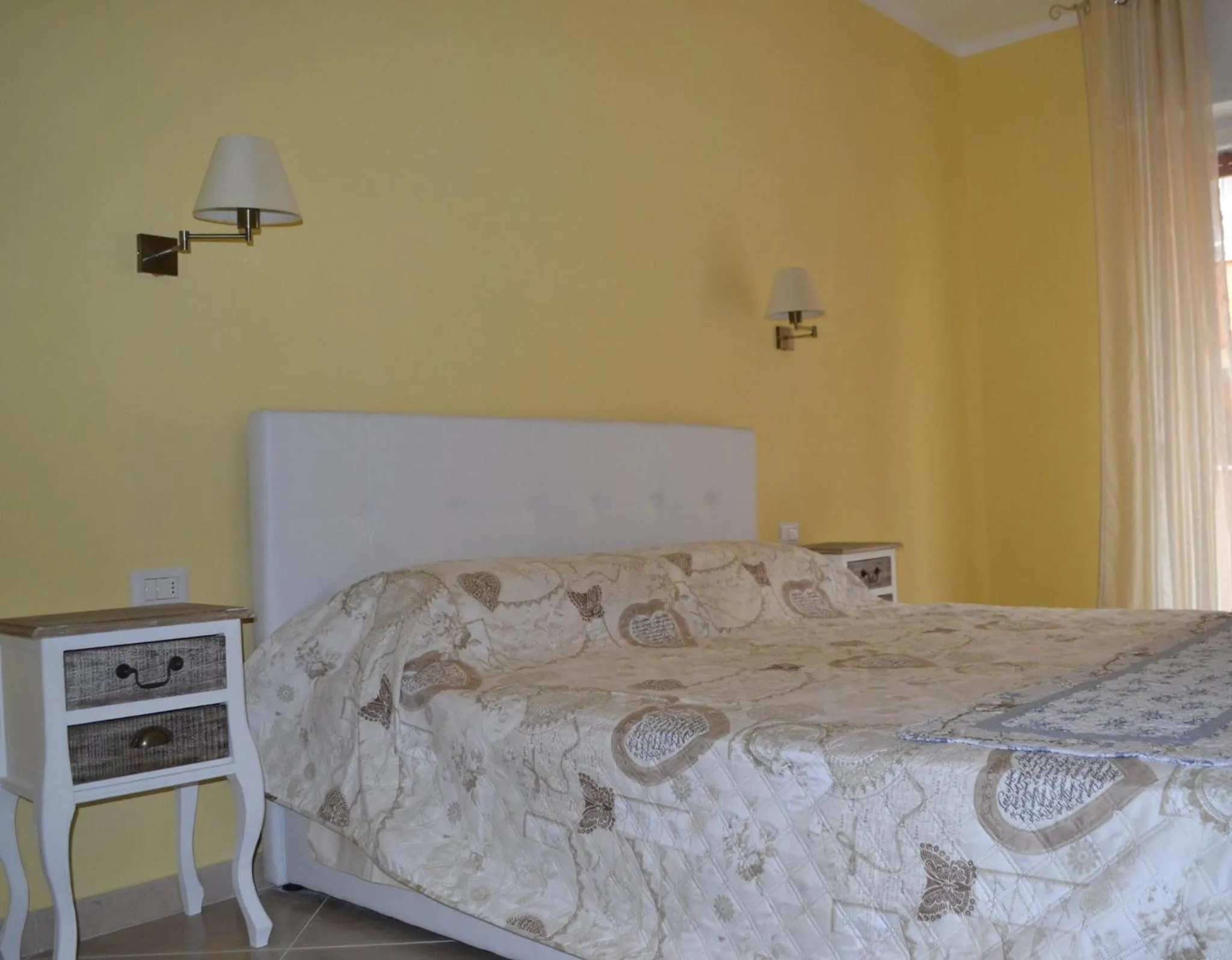 Bed in B&B 100 Metri Dal Mare