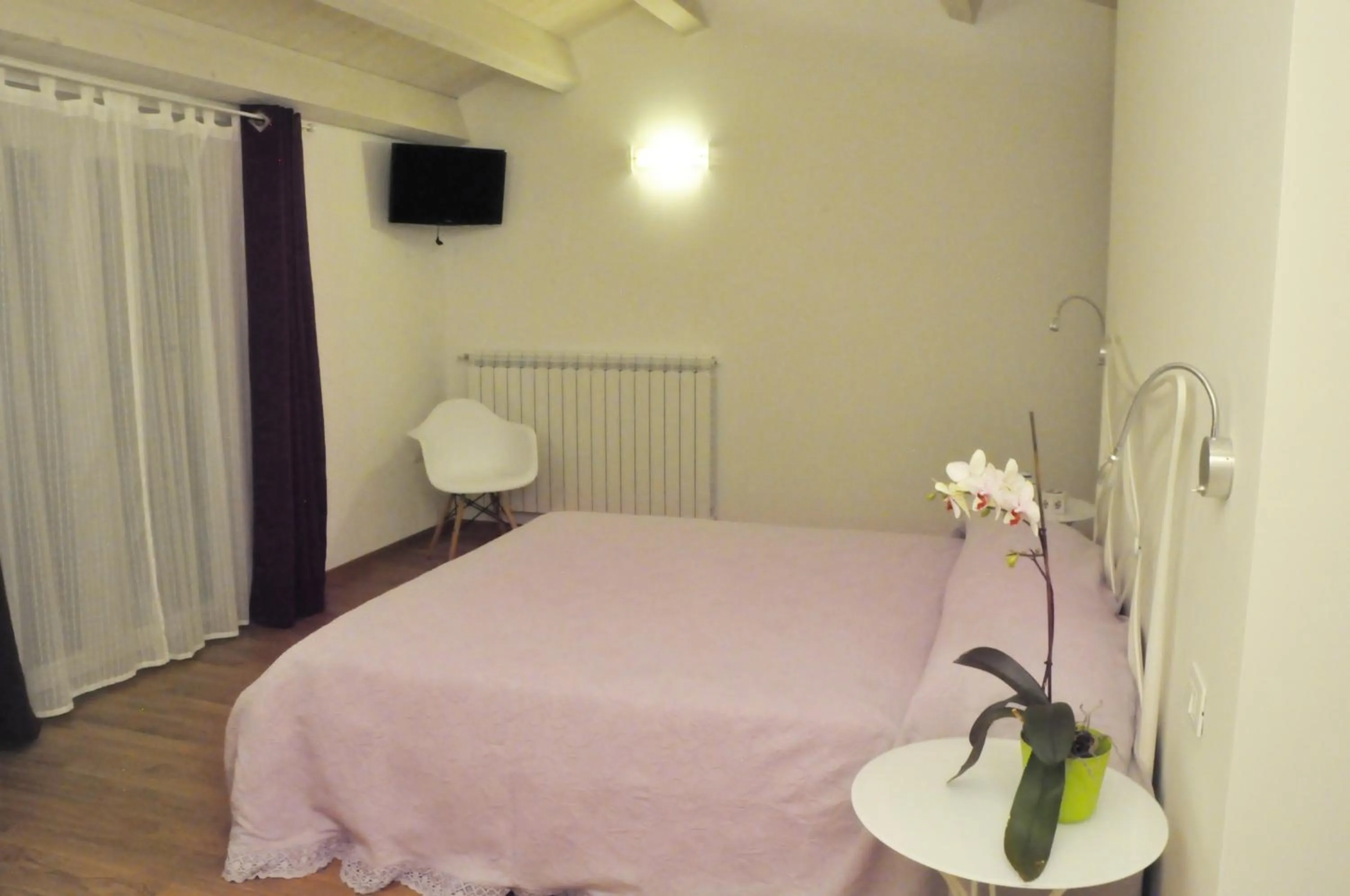 Bedroom, Bed in Da Oreste Affittacamere