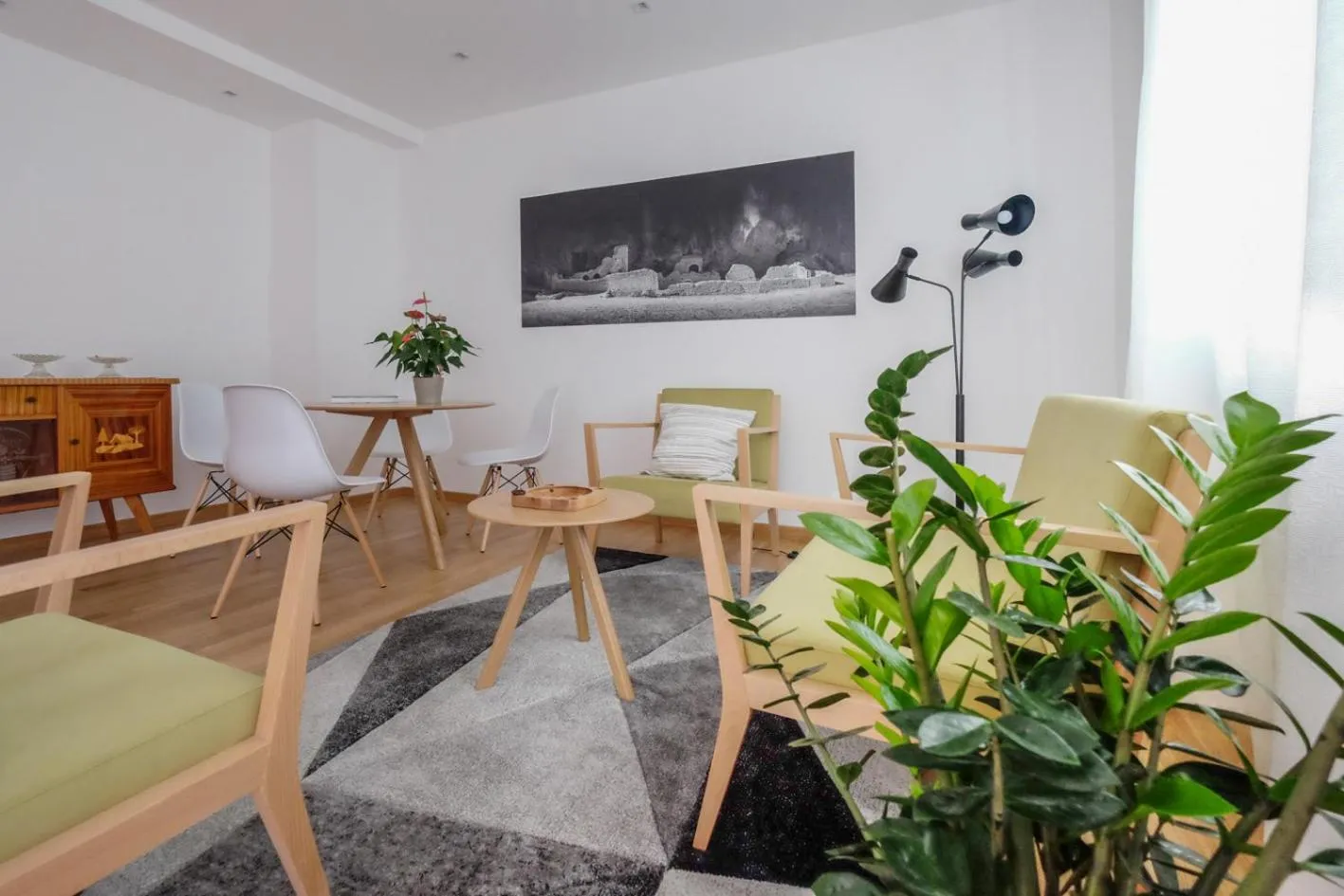 Communal lounge/ TV room in Da Oreste Affittacamere