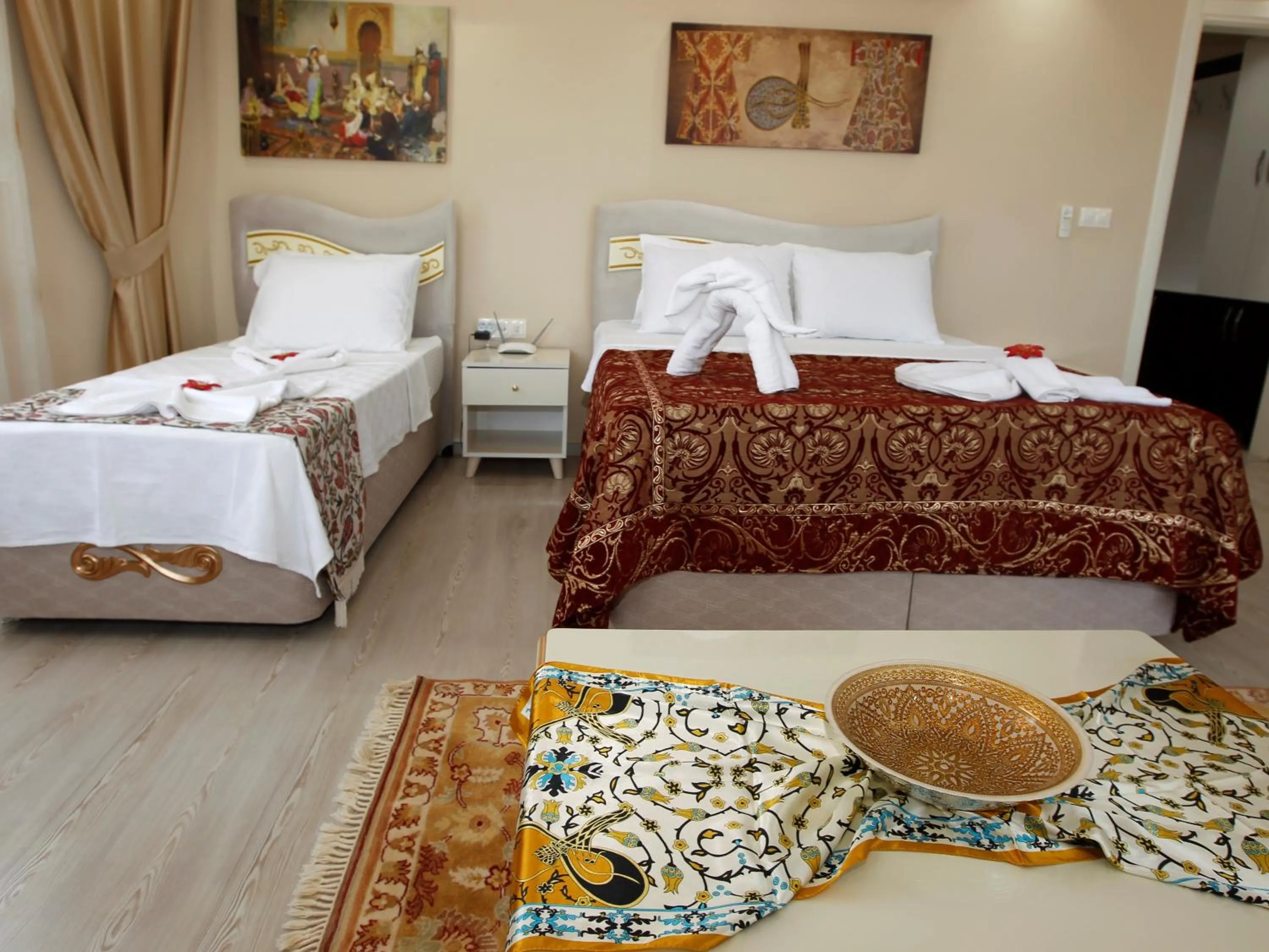 Photo of the whole room in Ephesus Palace