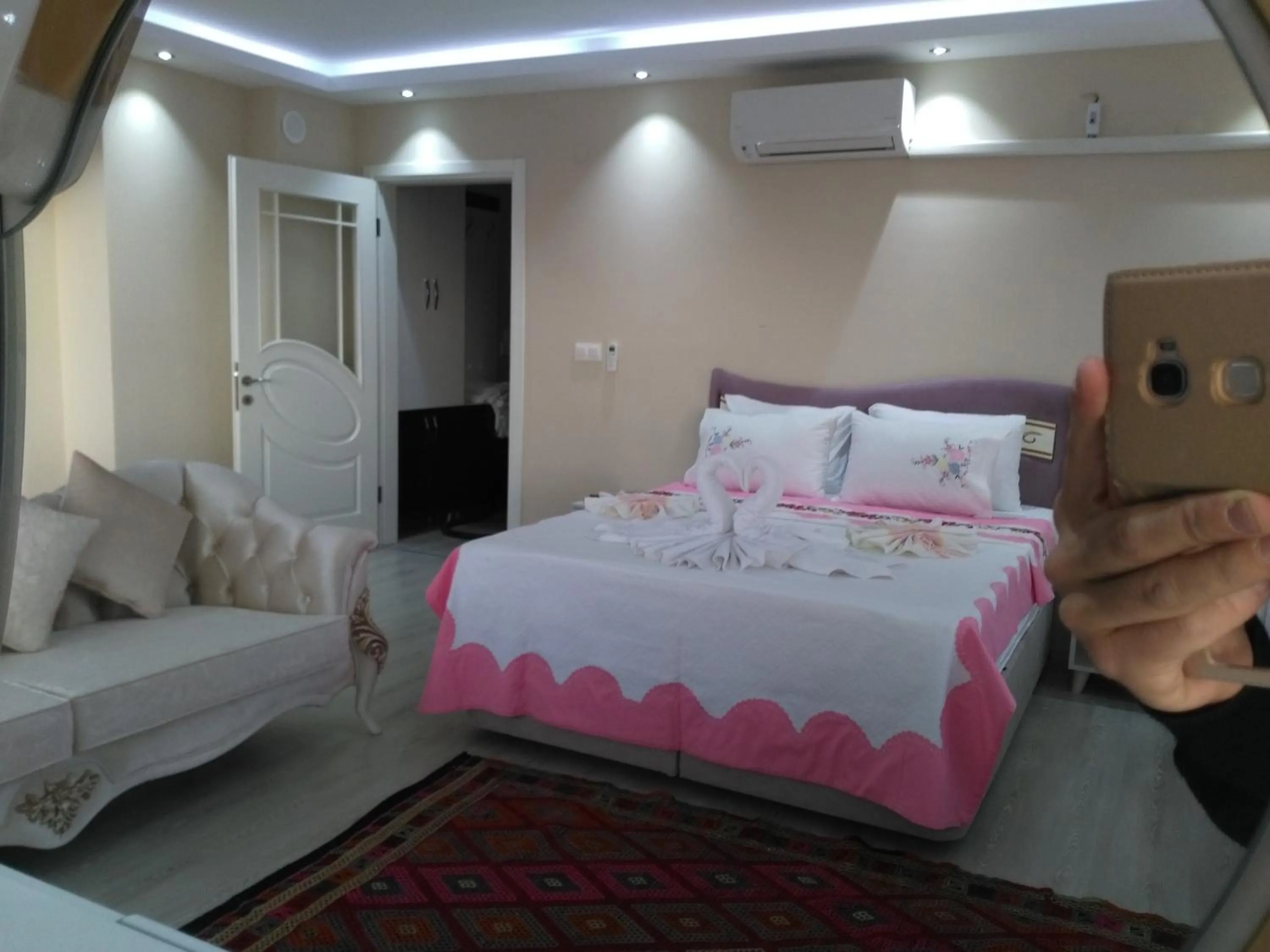 Bed in Ephesus Palace