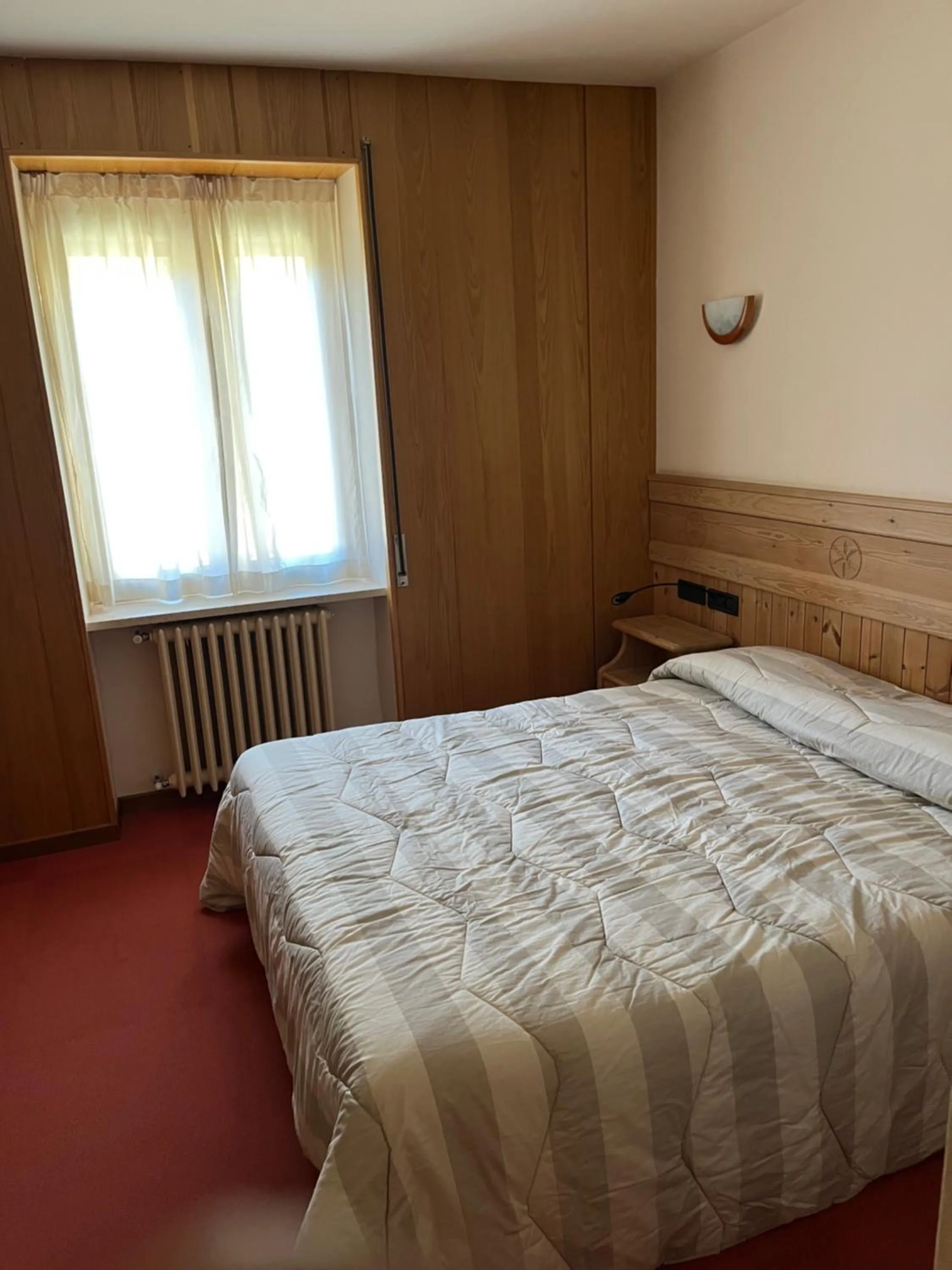 Bedroom, Bed in Albergo Piazzatorre