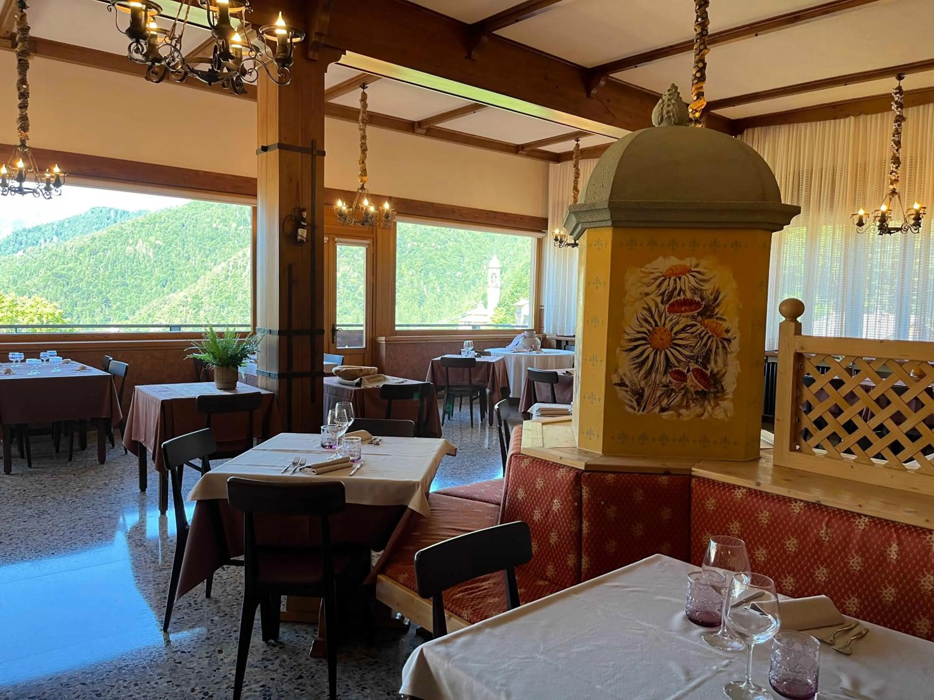 Restaurant/places to eat in Albergo Piazzatorre