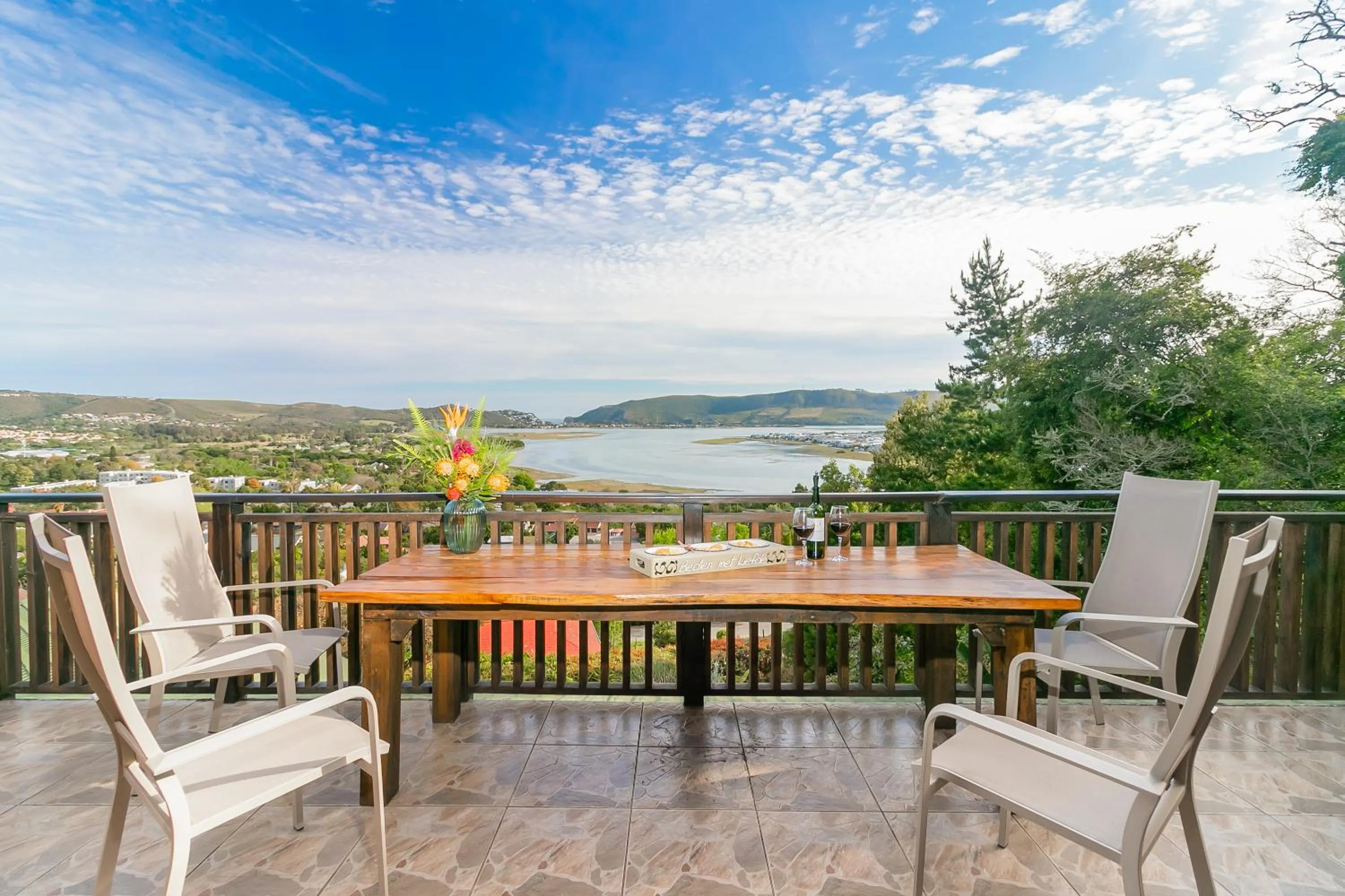 BBQ facilities in Big Tree House Lodge