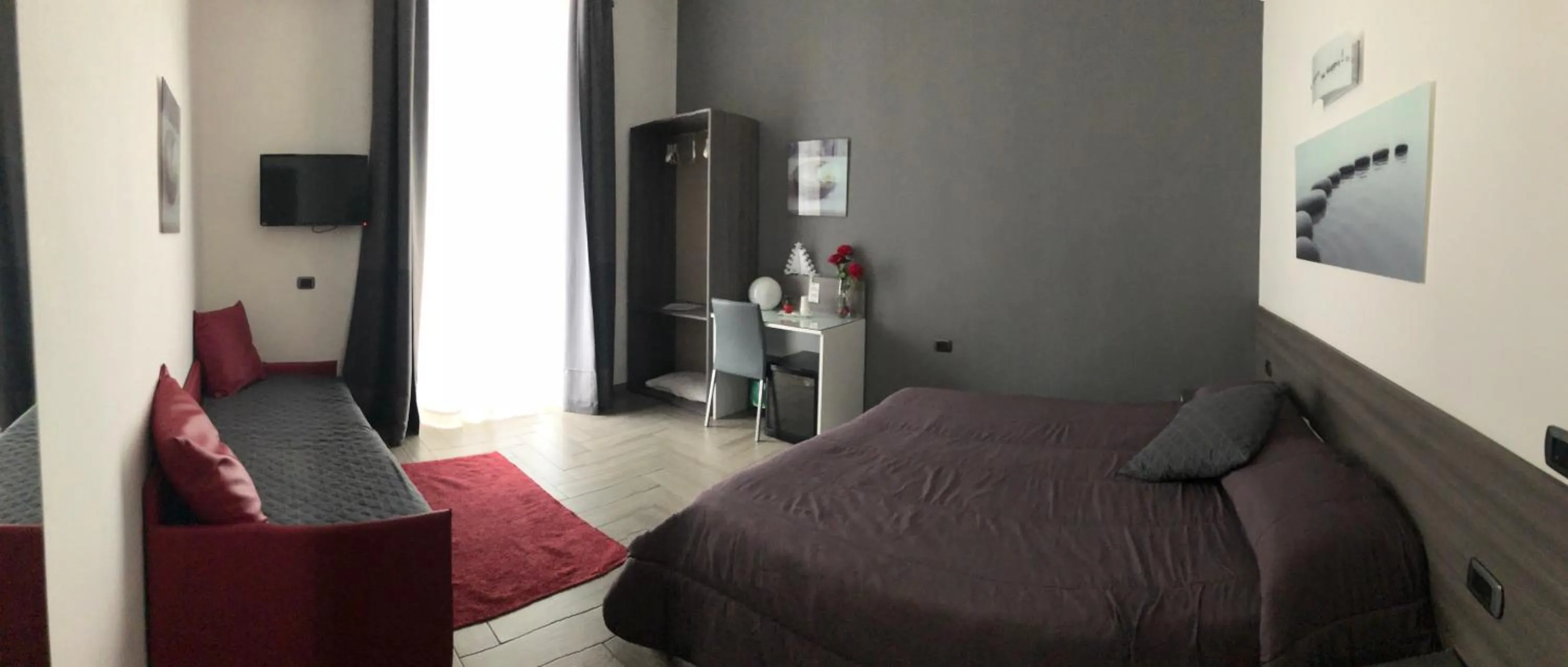 Photo of the whole room, Bed in La Dimora di Garibaldi