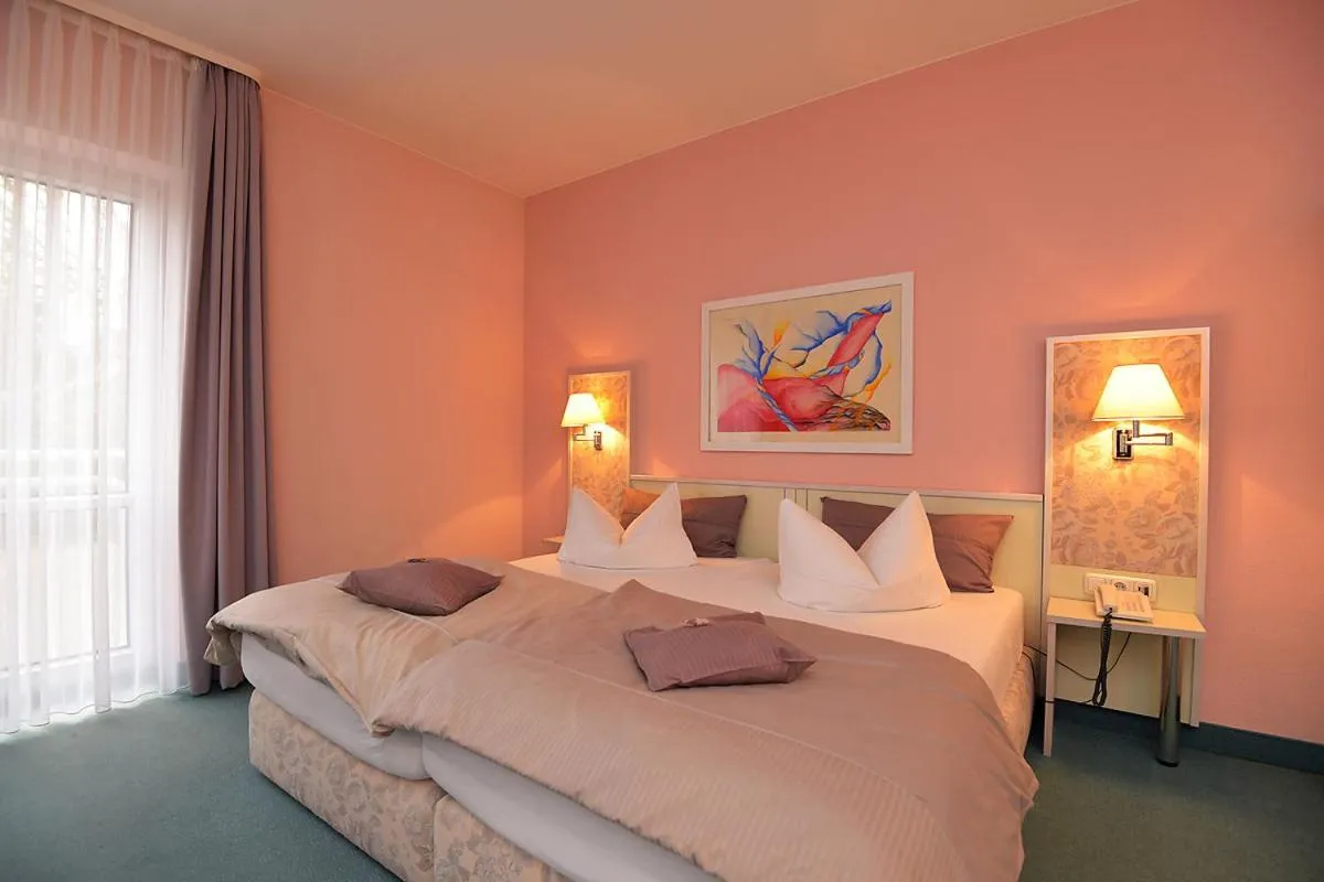Photo of the whole room, Bed in AltstadtHotel an der Werra