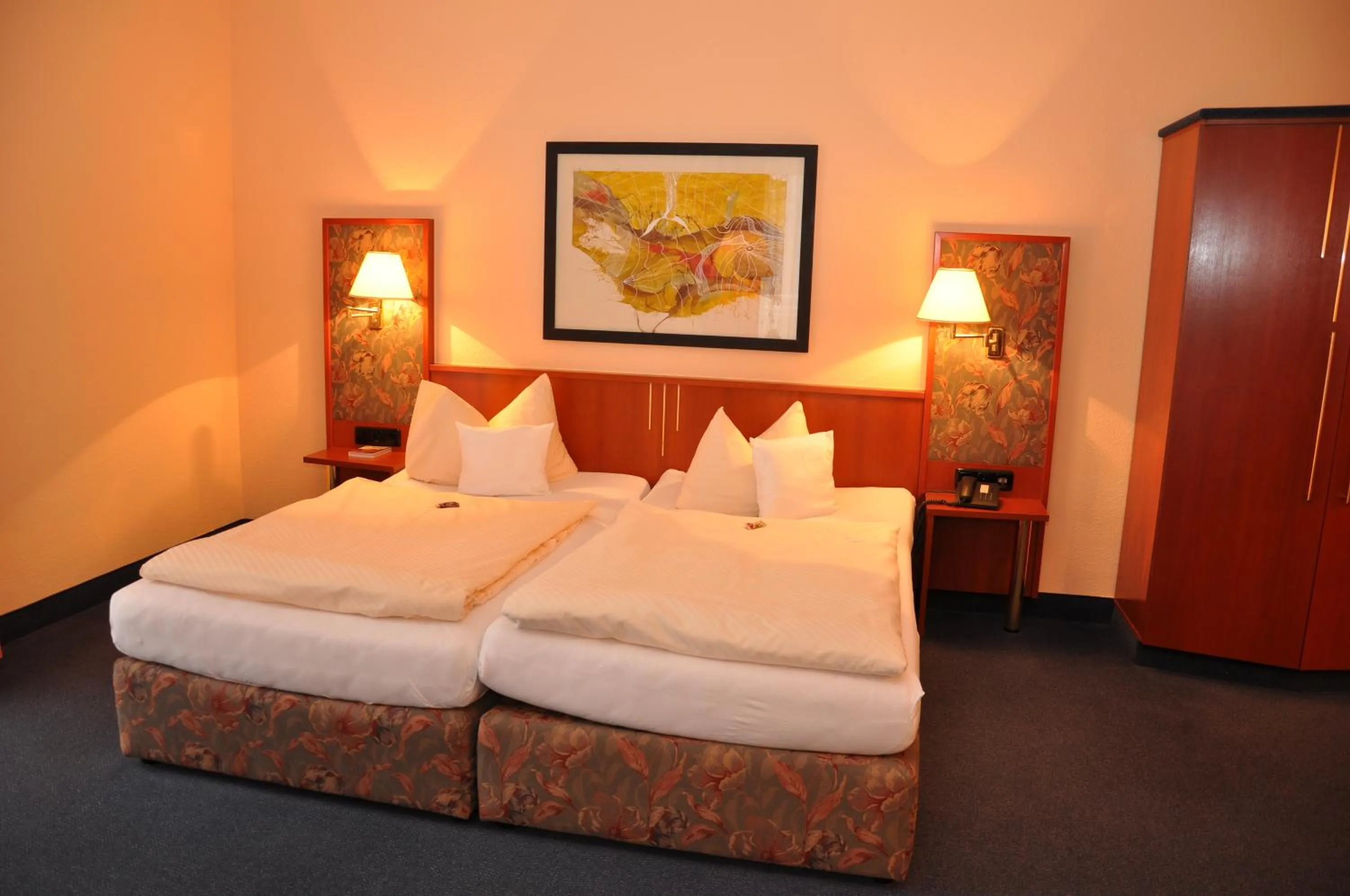 Decorative detail, Bed in AltstadtHotel an der Werra