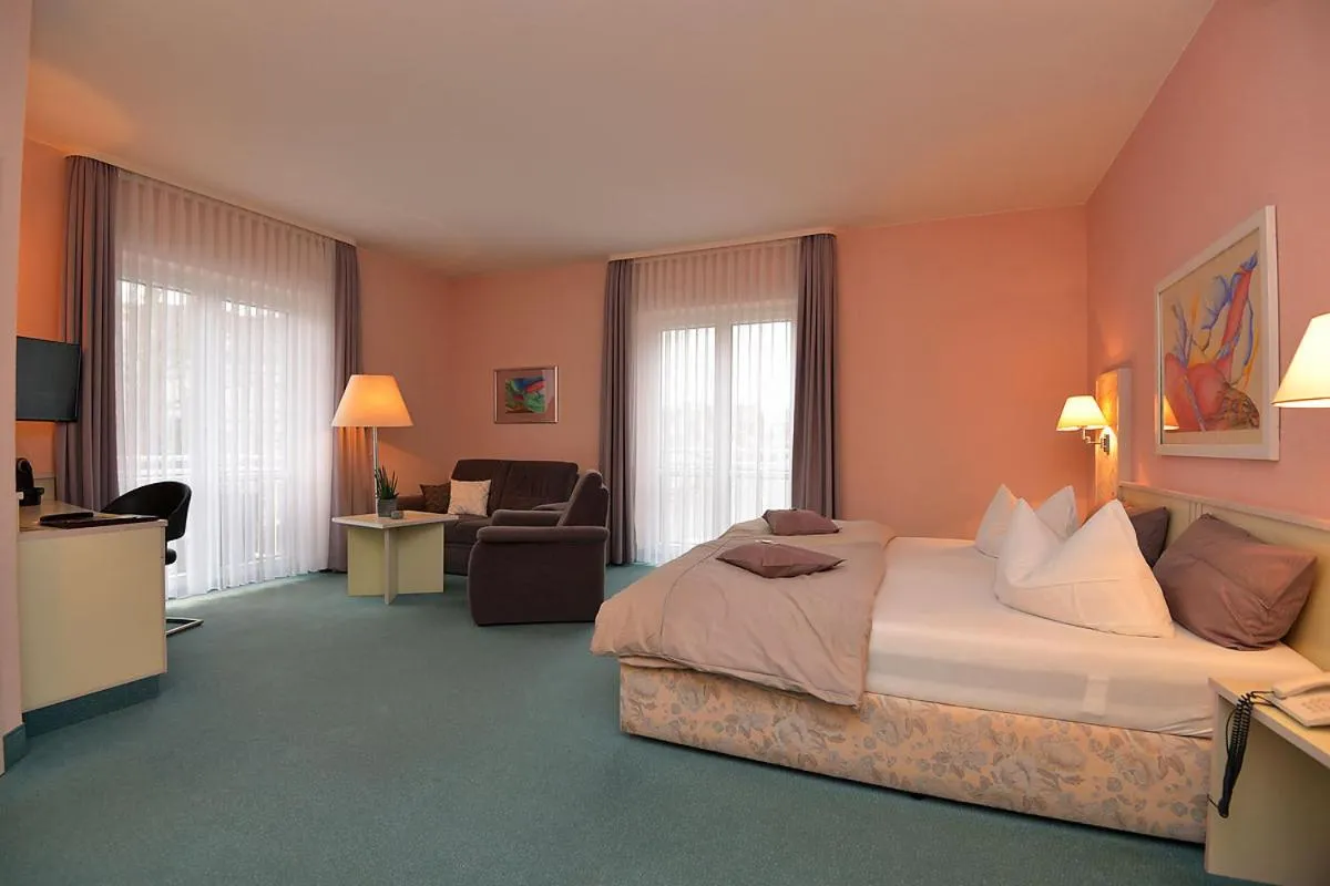 Photo of the whole room, Bed in AltstadtHotel an der Werra