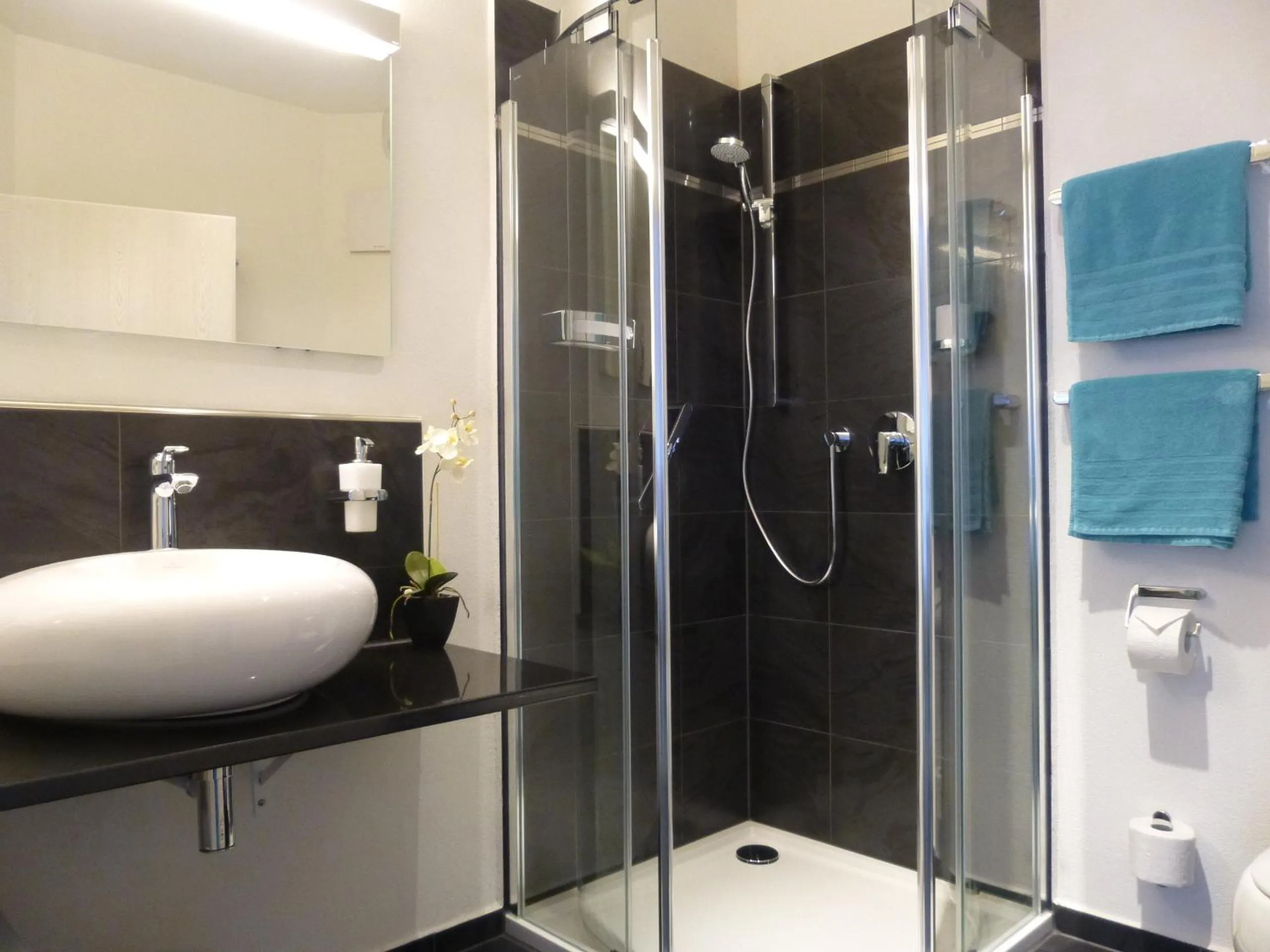 Bathroom in AltstadtHotel an der Werra