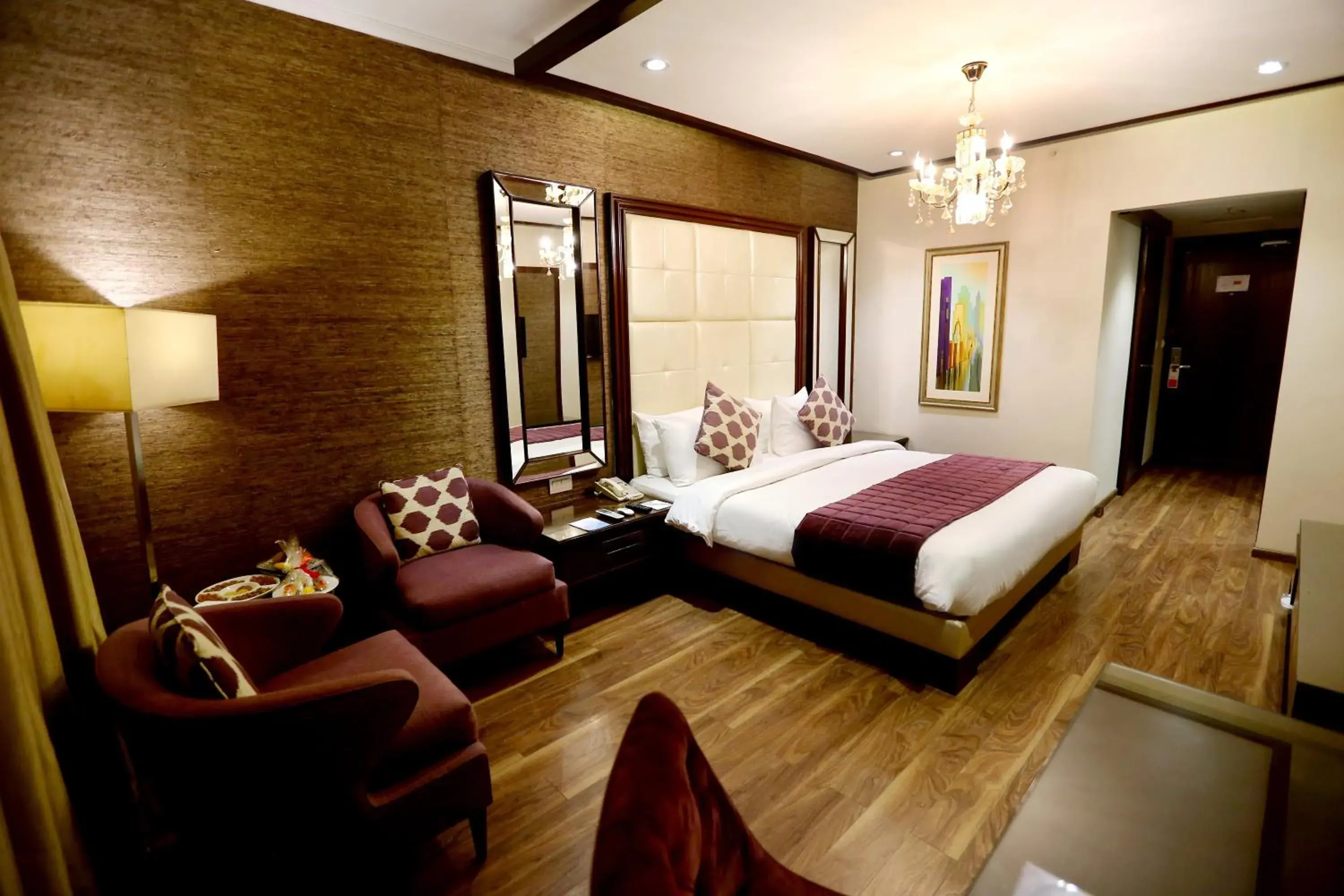 Queen Room - Pool Wing/Non-Smoking in Ramada by Wyndham Multan Queen Room - Pool Wing/Non-Smoking in Ramada by Wyndham Multan