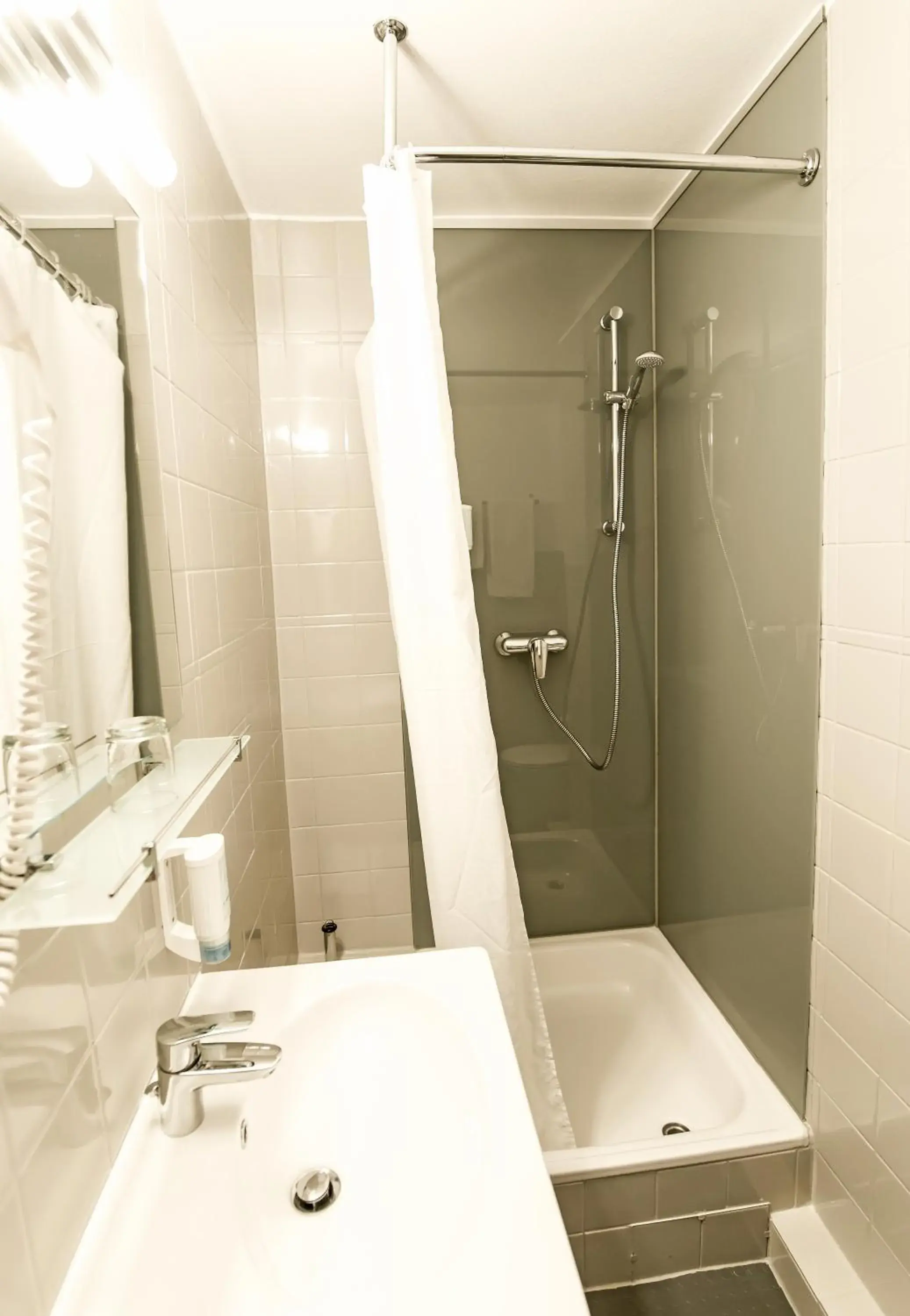 Bathroom in Hotel Flämischer Hof Bathroom in Hotel Flämischer Hof