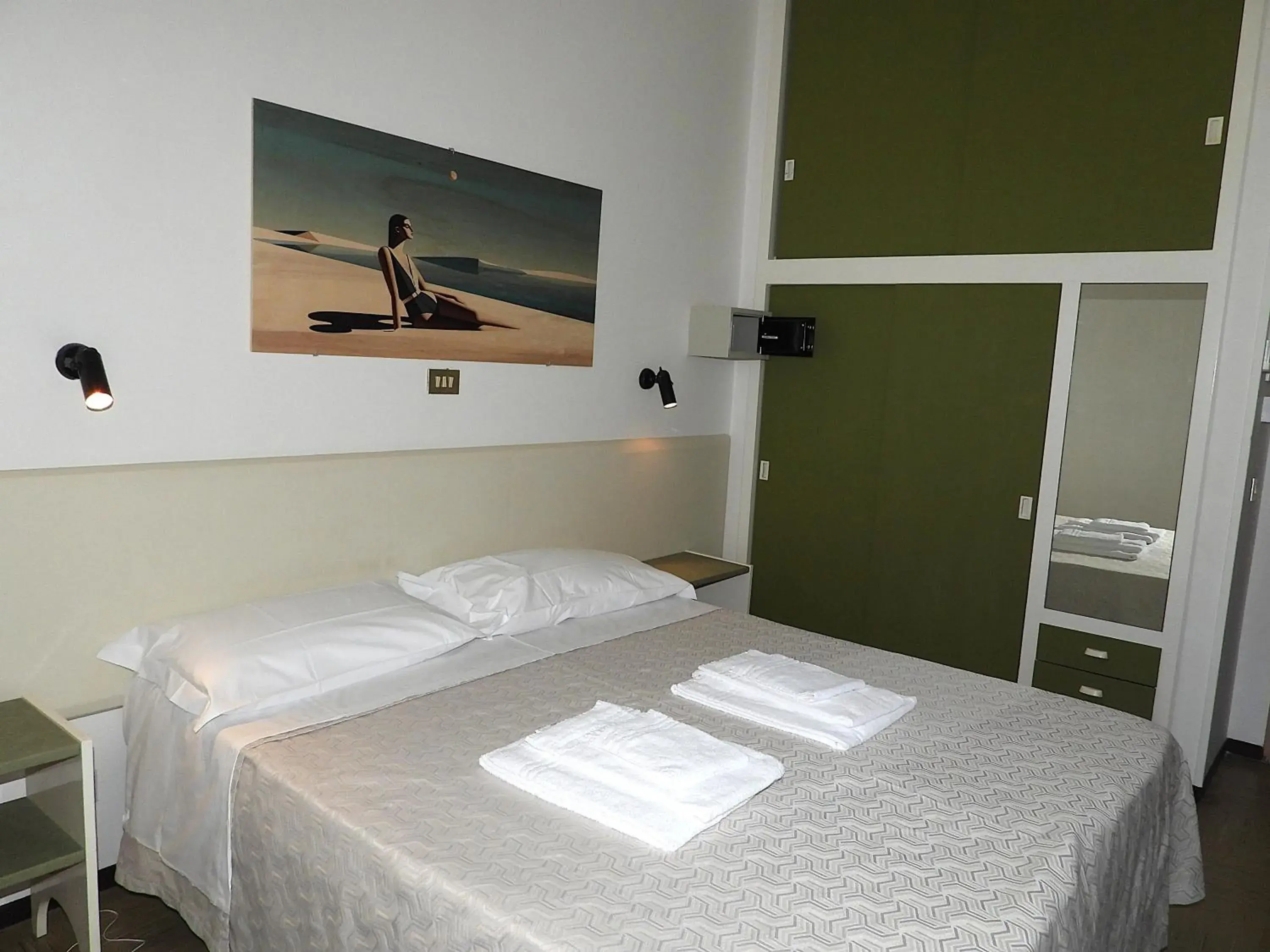 Double Room with Balcony and Side Sea View in Hotel Internazionale Double Room with Balcony and Side Sea View in Hotel Internazionale