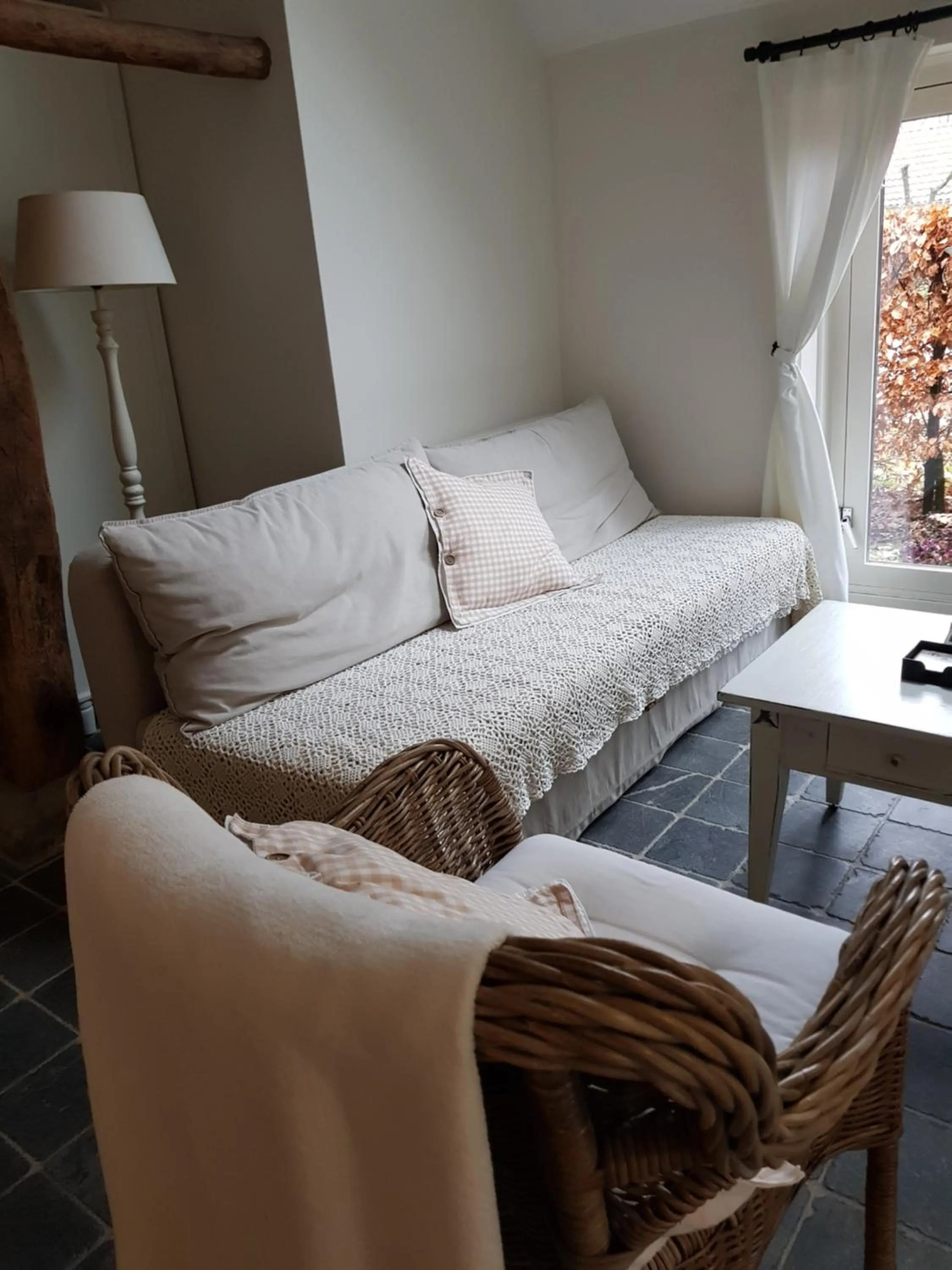 Seating area, Bed in bij Saar