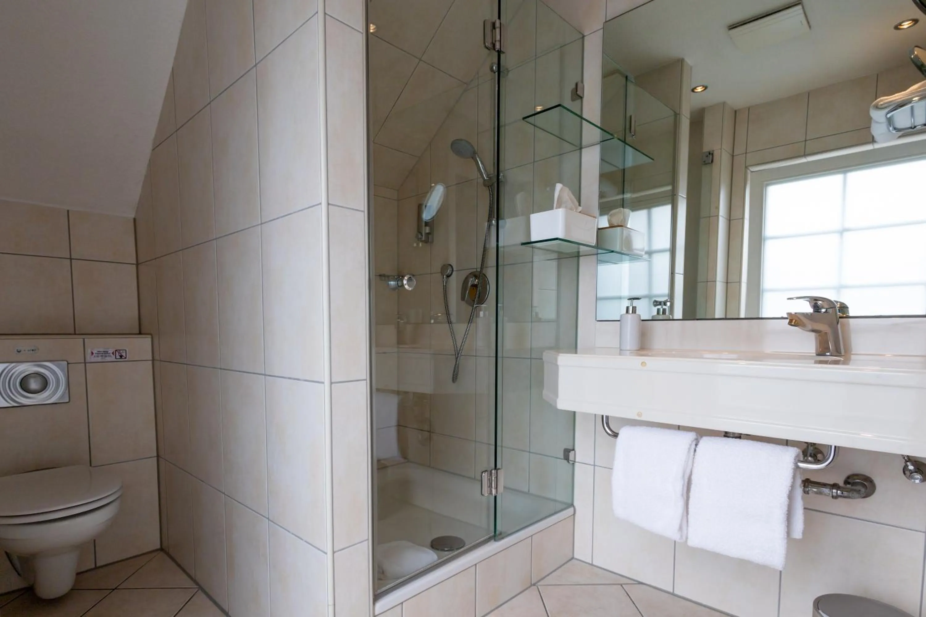 Bathroom in Hotel Fischerhaus