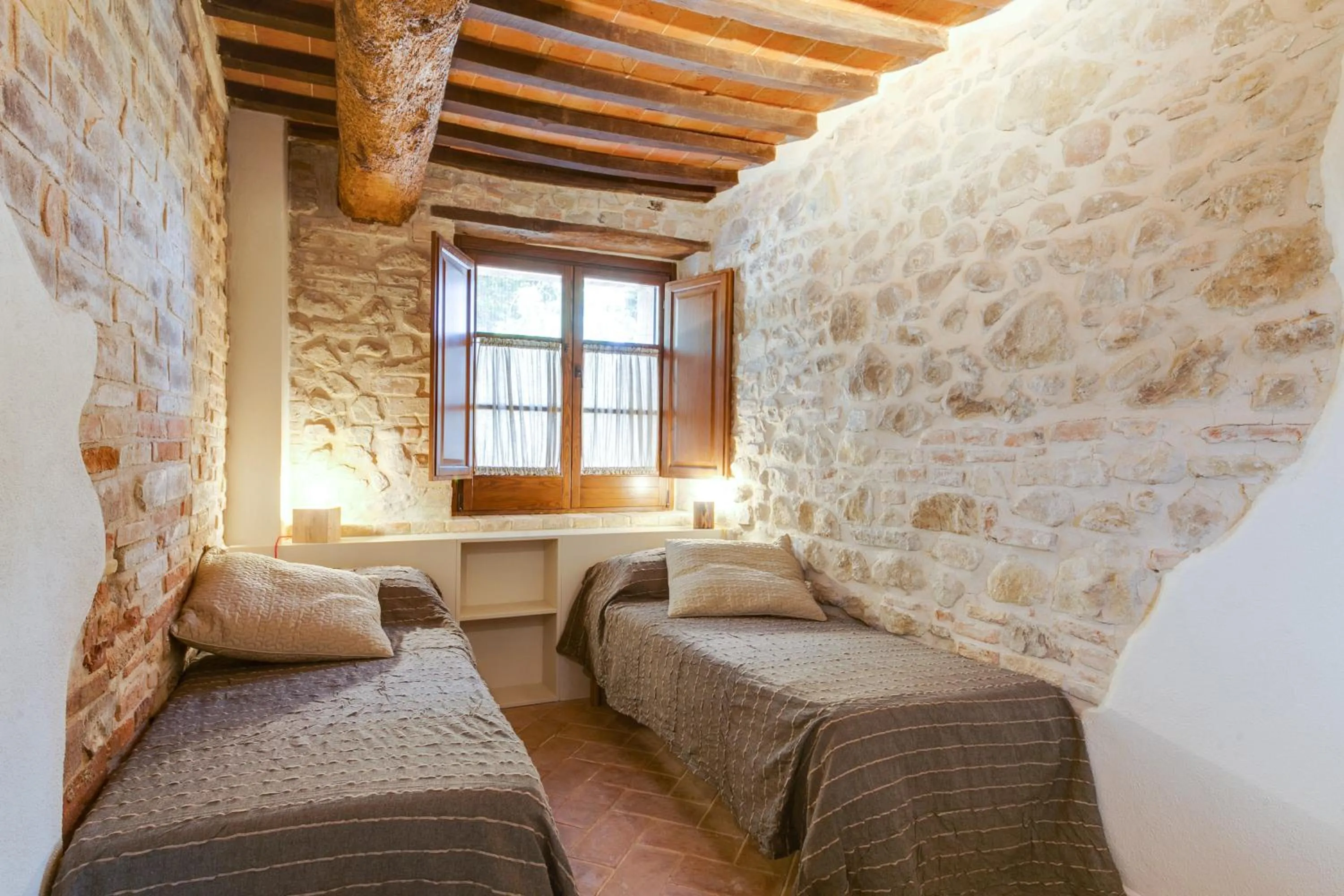 Bedroom in Umbria Country Shelter