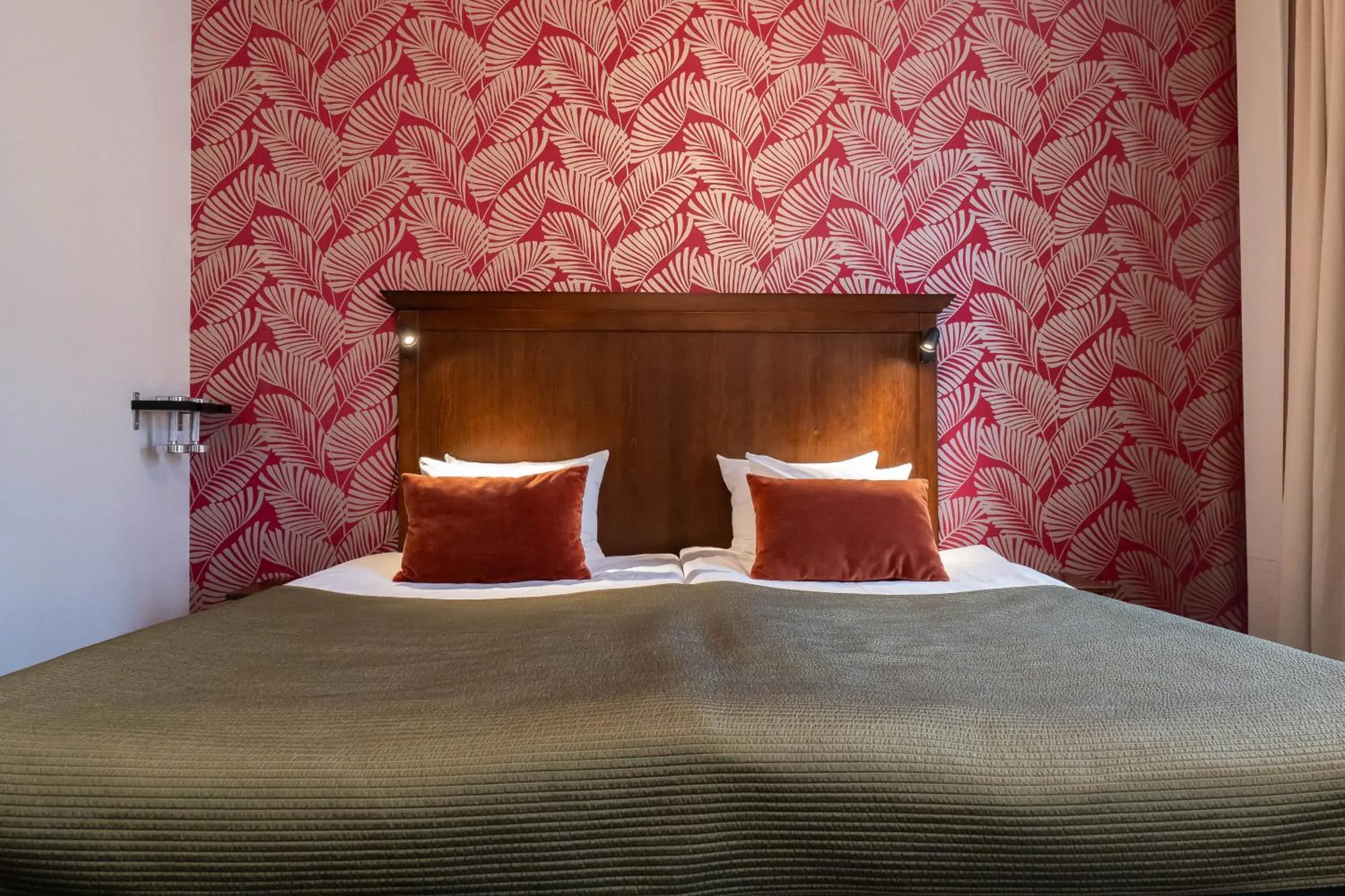 Property building, Bed in ProfilHotels Opera Property building, Bed in ProfilHotels Opera