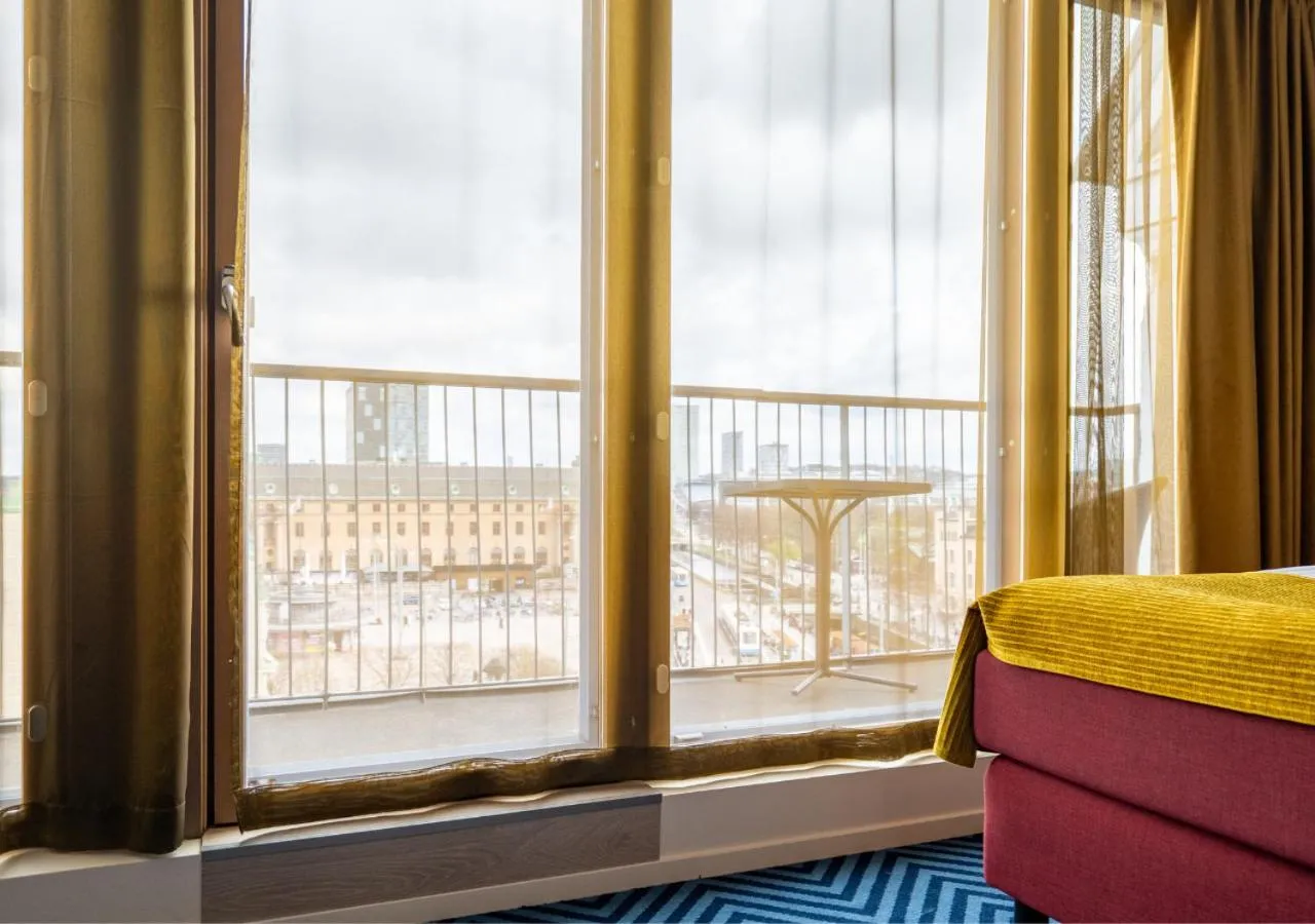 Bed in ProfilHotels Opera