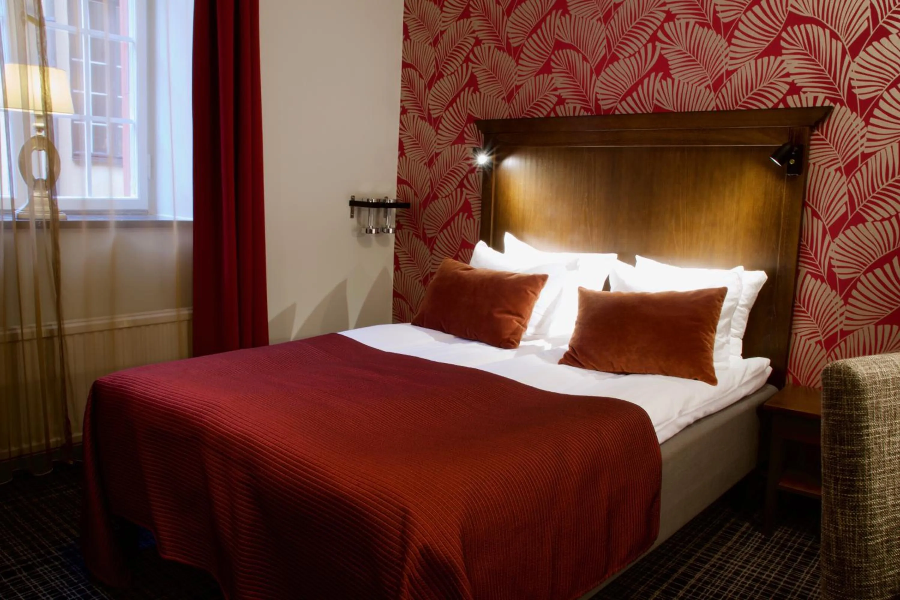 Bed in ProfilHotels Opera