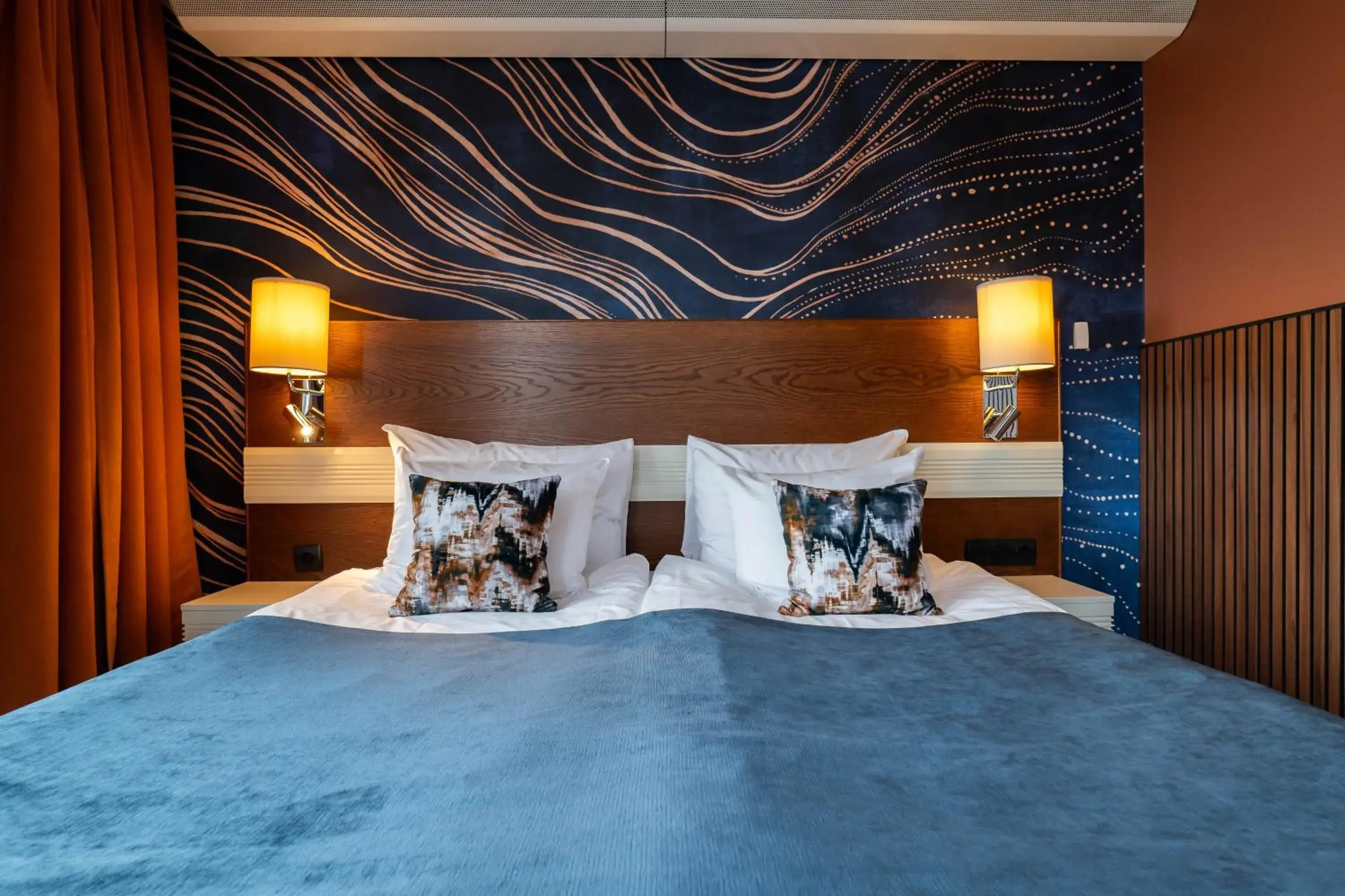 Property building, Bed in ProfilHotels Opera Property building, Bed in ProfilHotels Opera