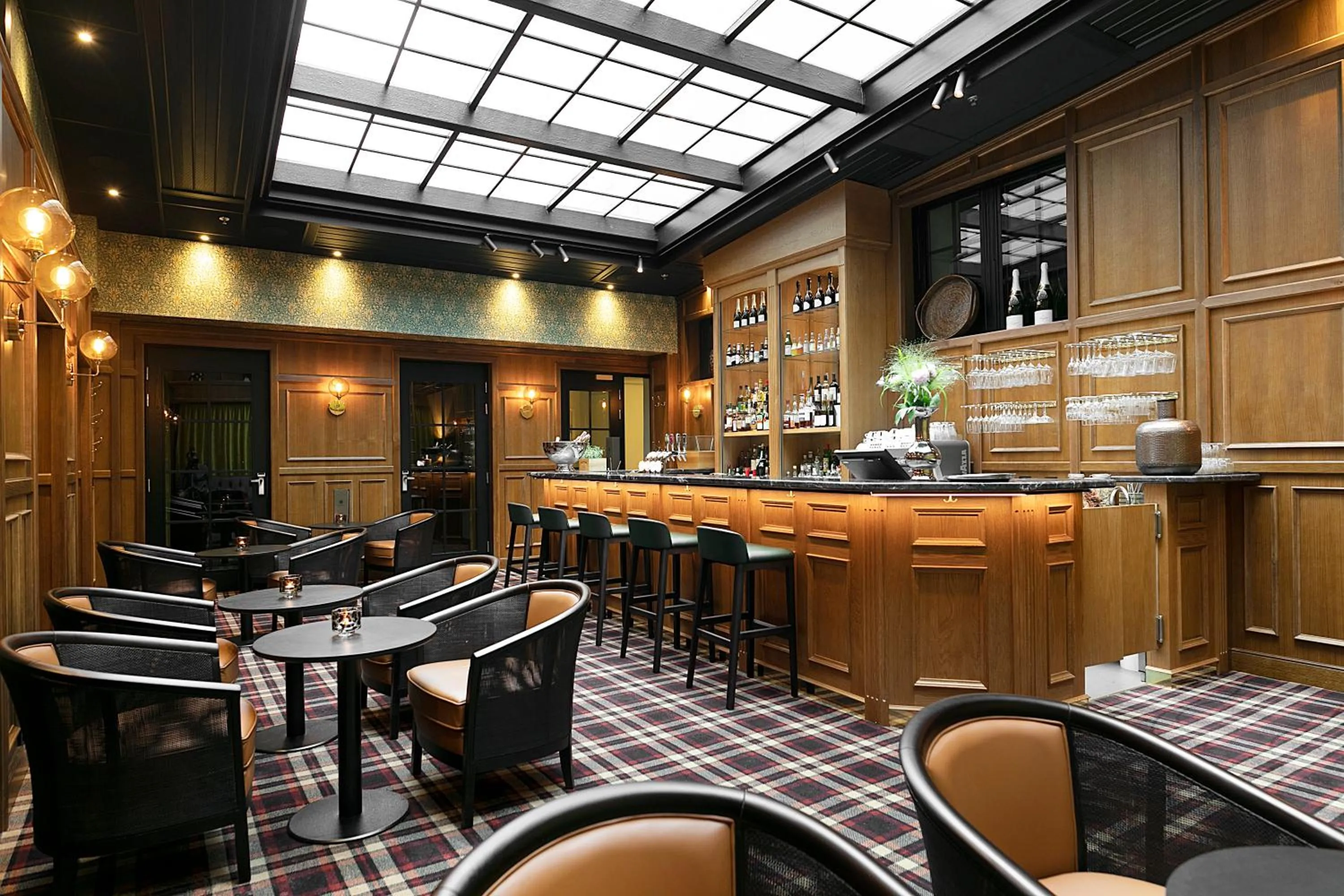 Lounge or bar in ProfilHotels Opera