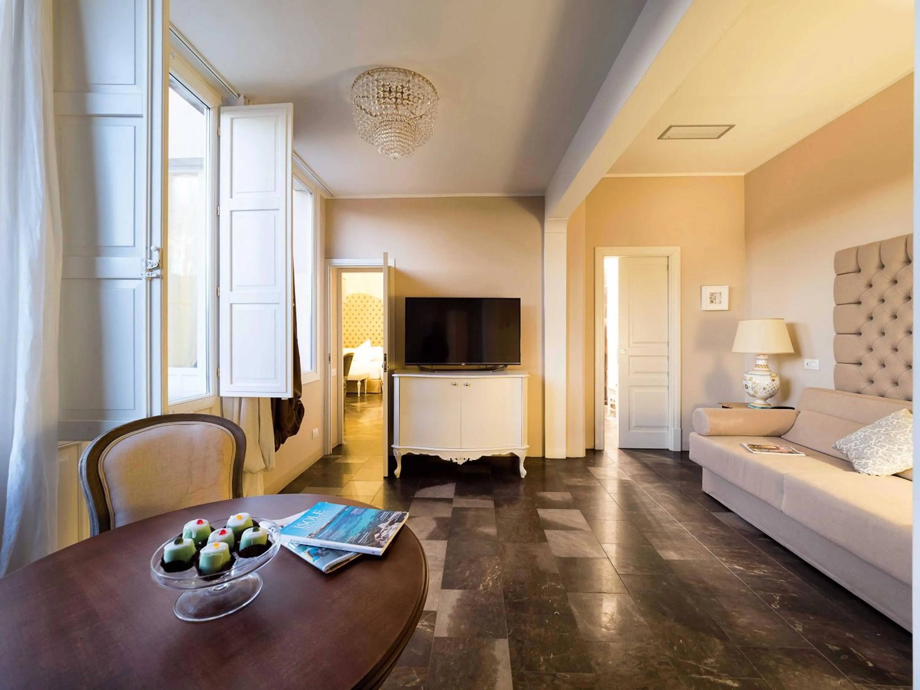 Photo of the whole room, Bed in Gagliardi Boutique Hotel