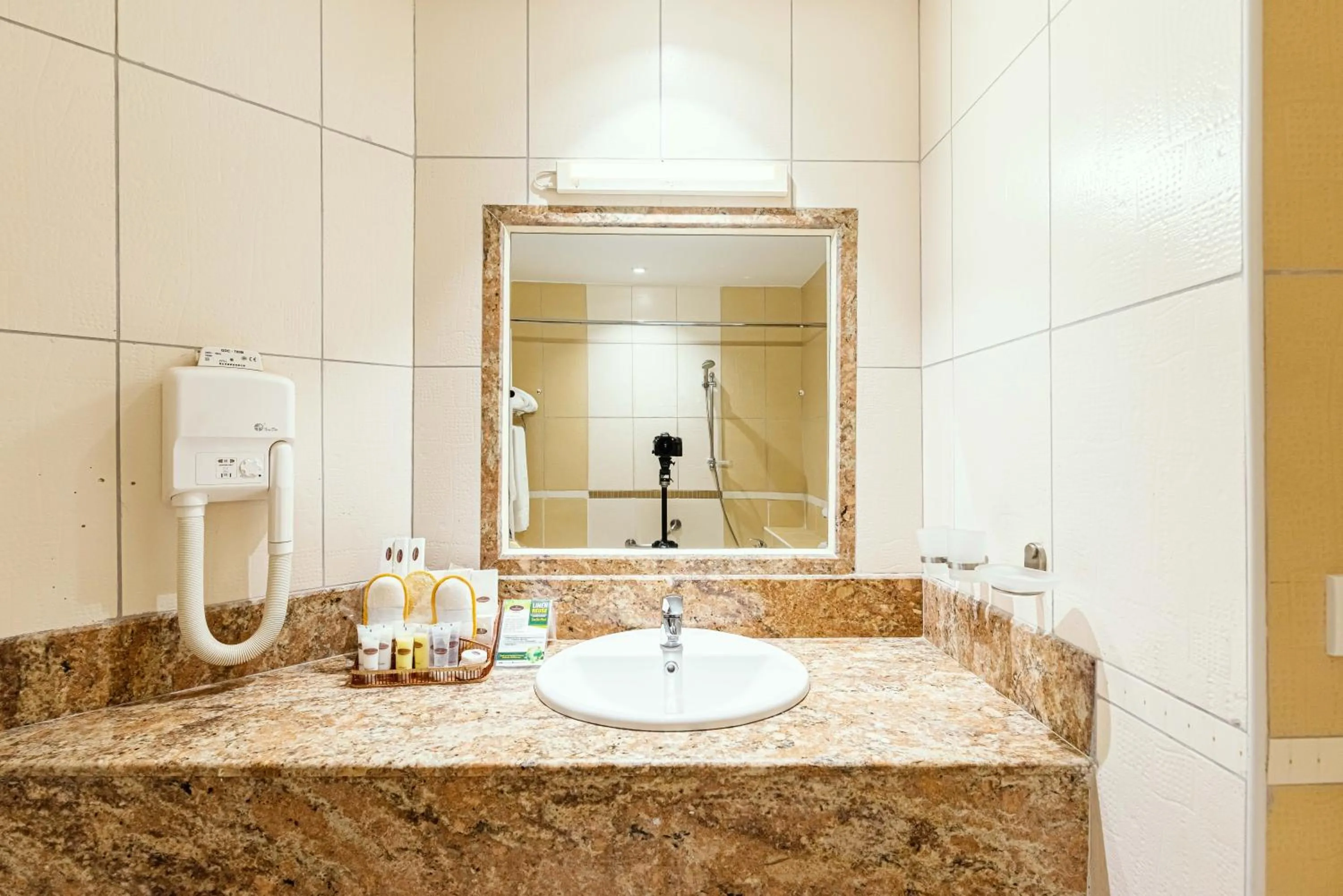 Shower in Mbale Resort Hotel