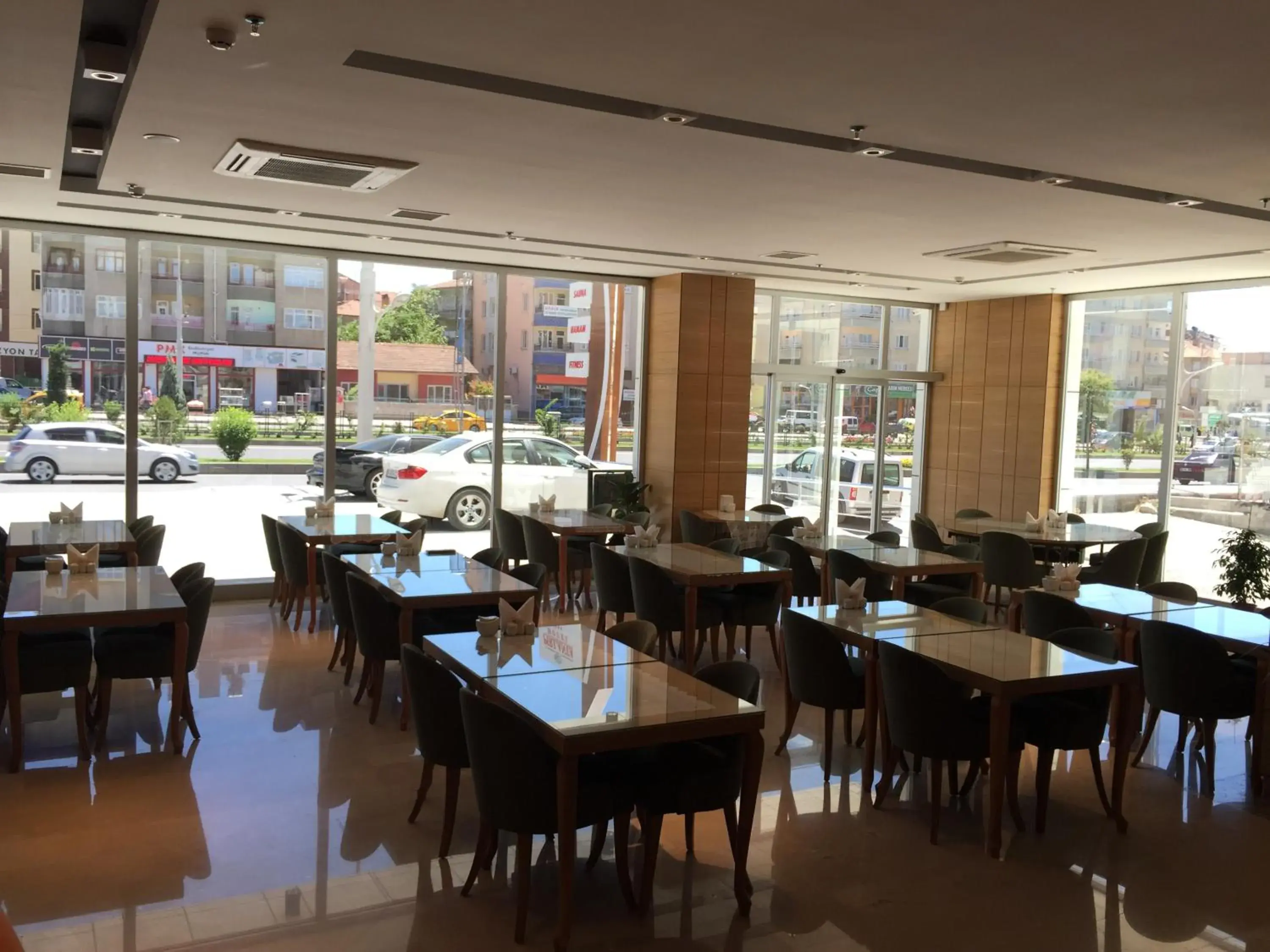 Restaurant/places to eat in YZE Pırlanta Hotel Restaurant/places to eat in YZE Pırlanta Hotel