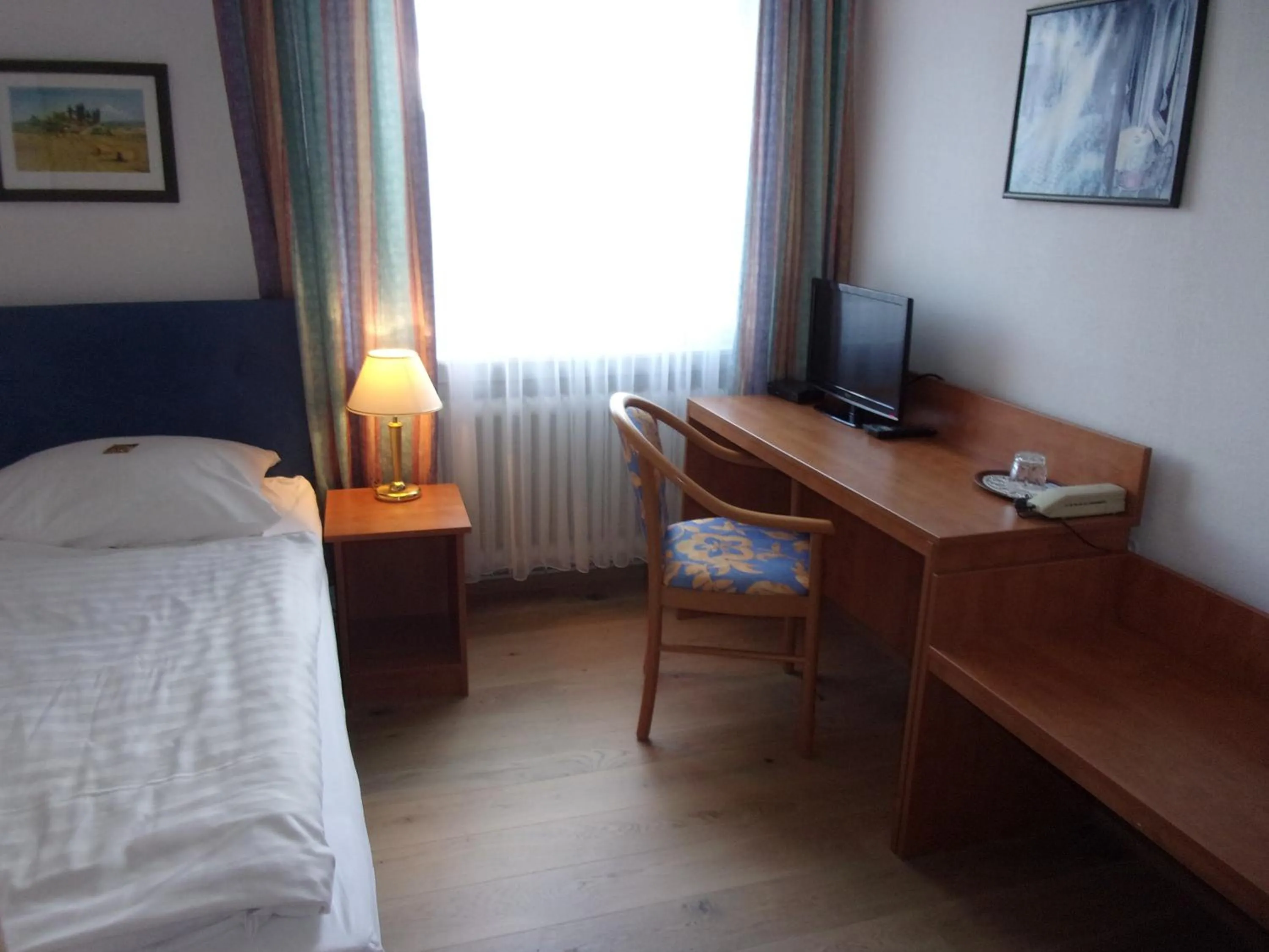 Single Room in Hotel Fährhaus