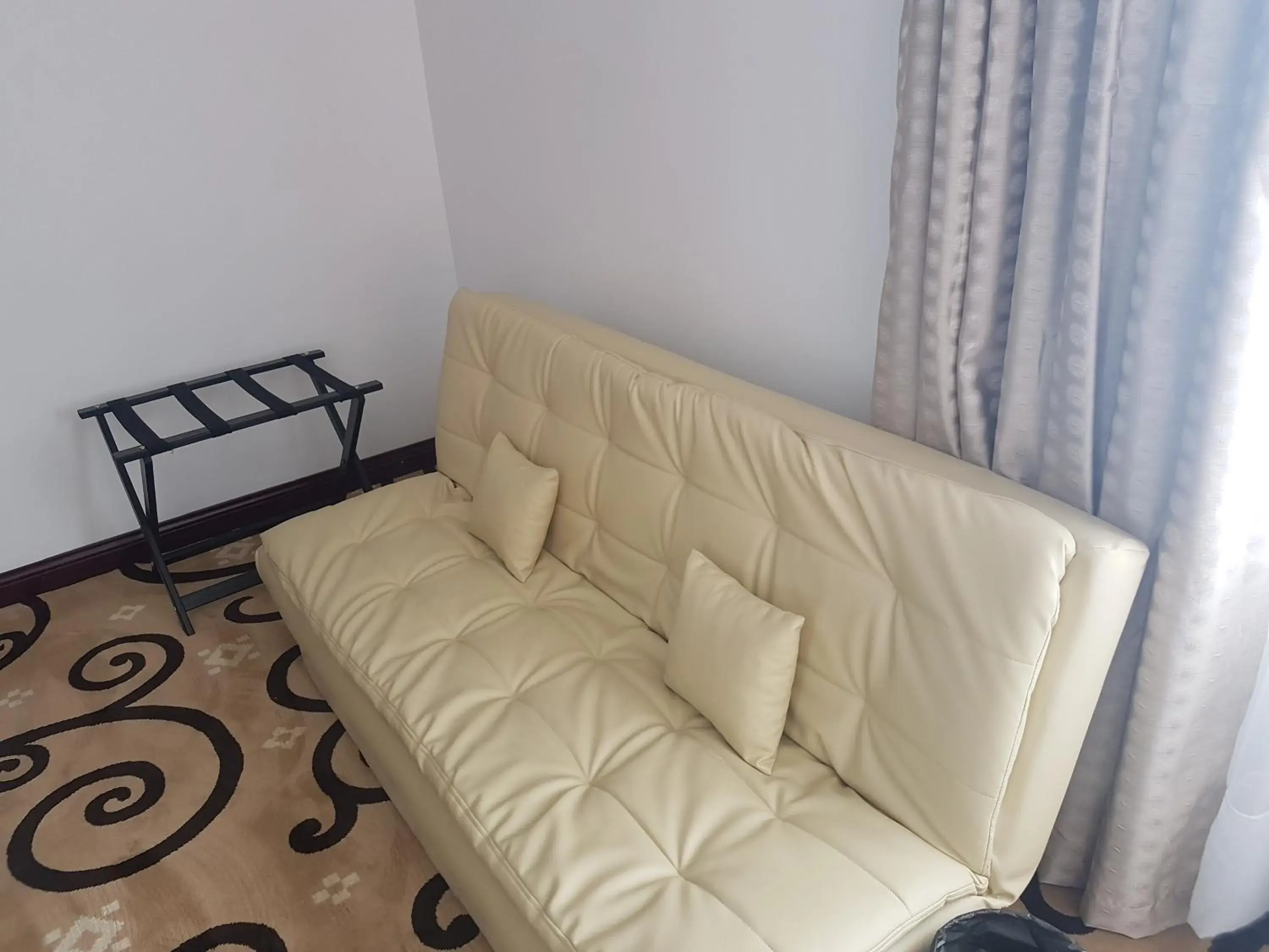 Executive Suite in Palm Continental Hotel Executive Suite in Palm Continental Hotel