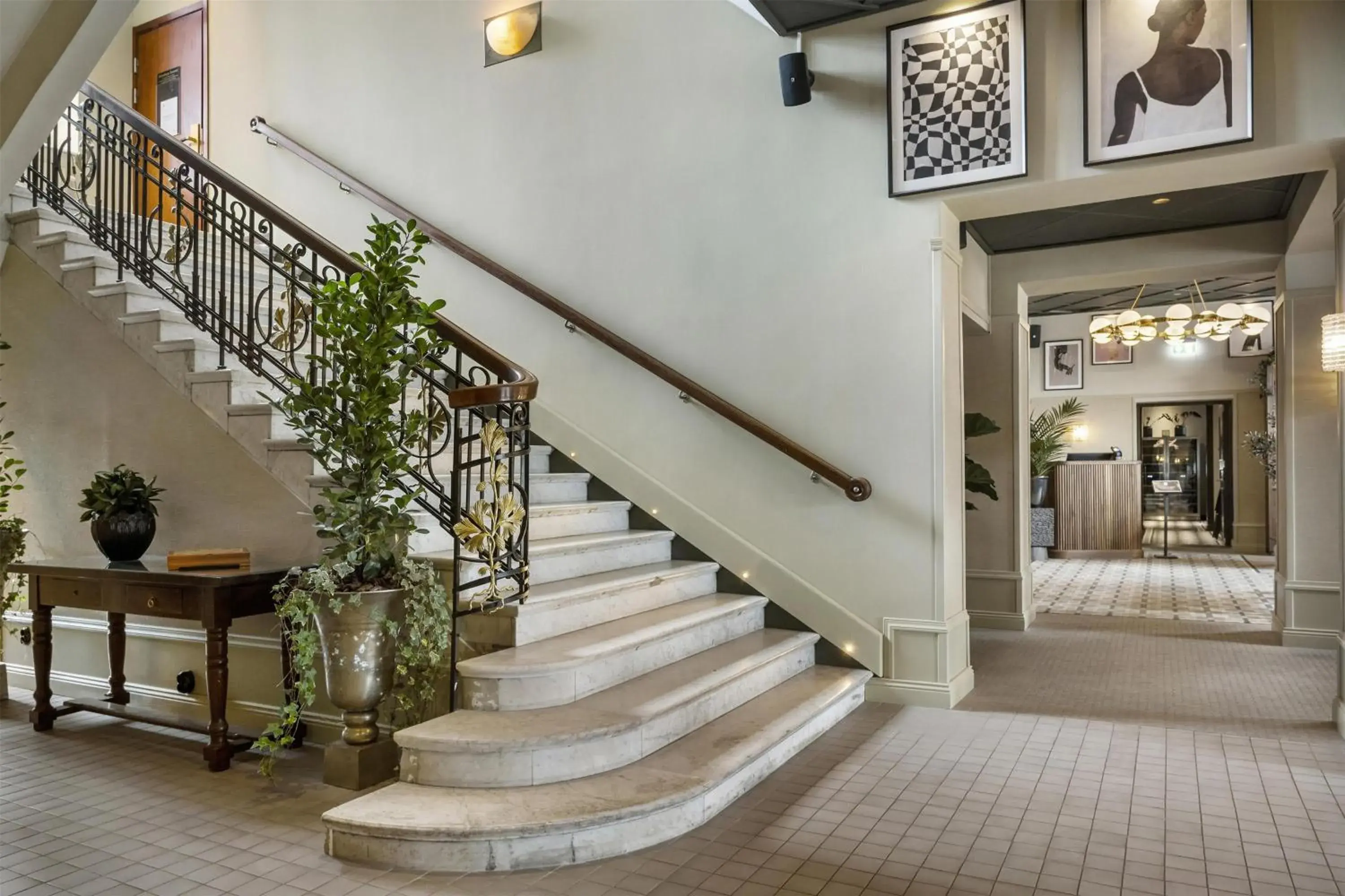 Lounge or bar in Grand Halmstad, WorldHotels Crafted Lounge or bar in Grand Halmstad, WorldHotels Crafted