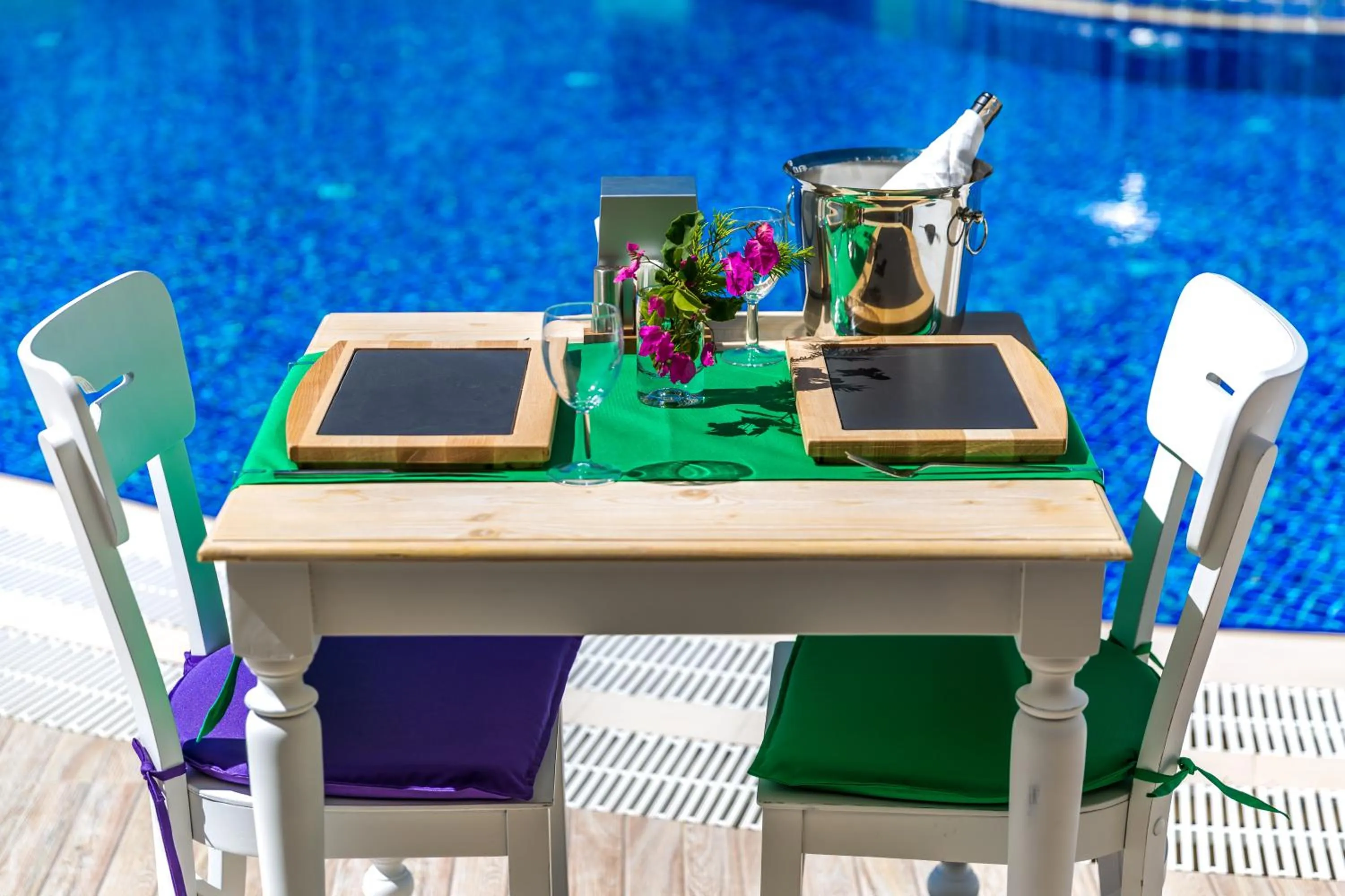 Dining area in Kalina Hotel