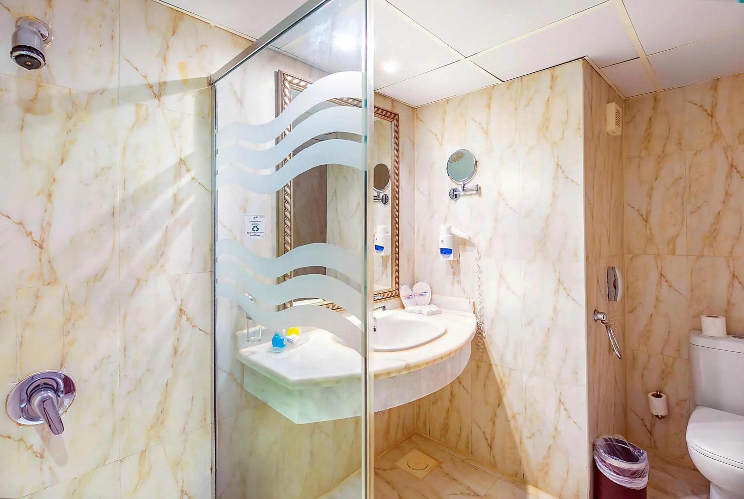 Shower, Bathroom in Titanic Palace Families and couples only