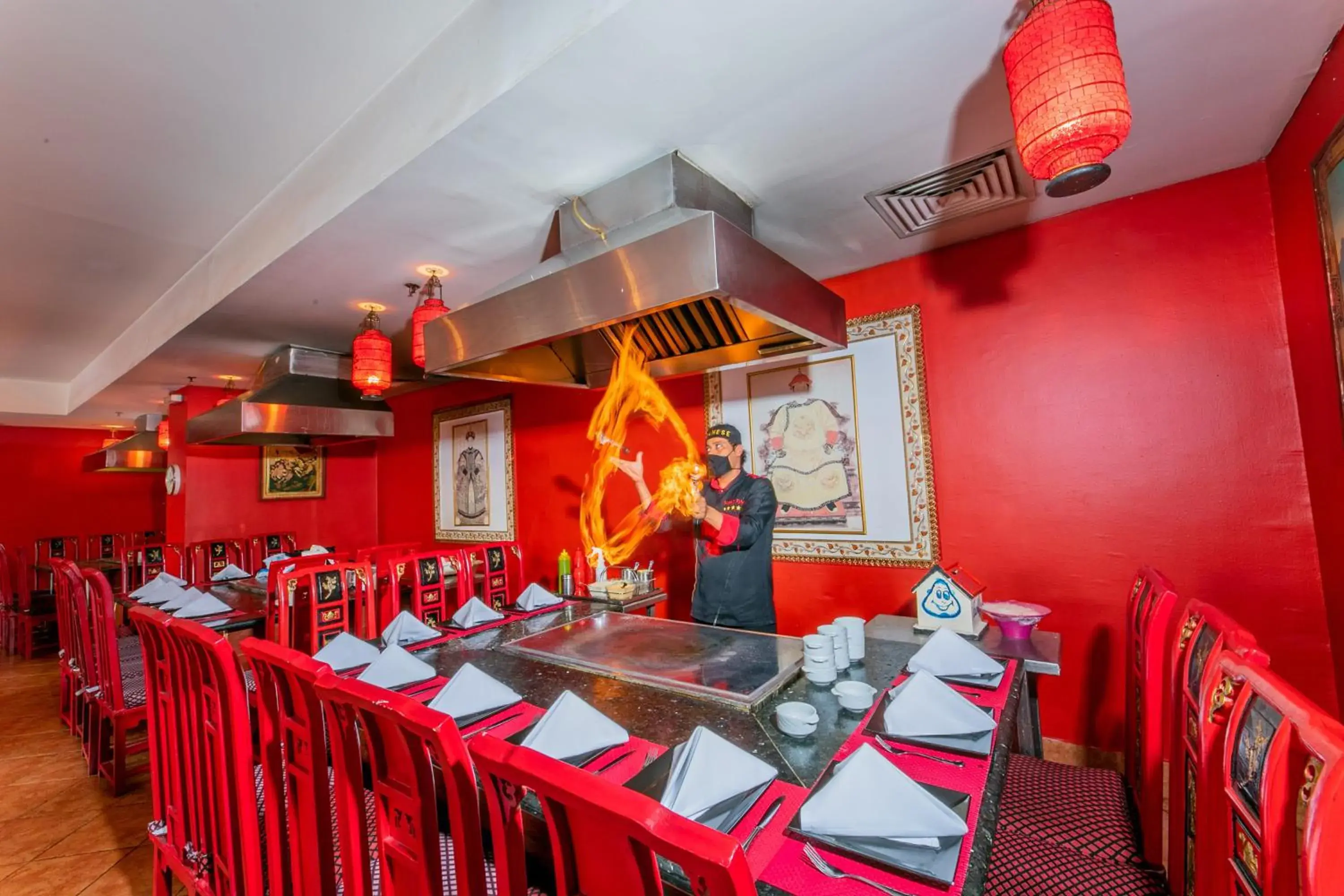 Restaurant/Places to Eat in Titanic Palace Families and couples only Restaurant/Places to Eat in Titanic Palace Families and couples only