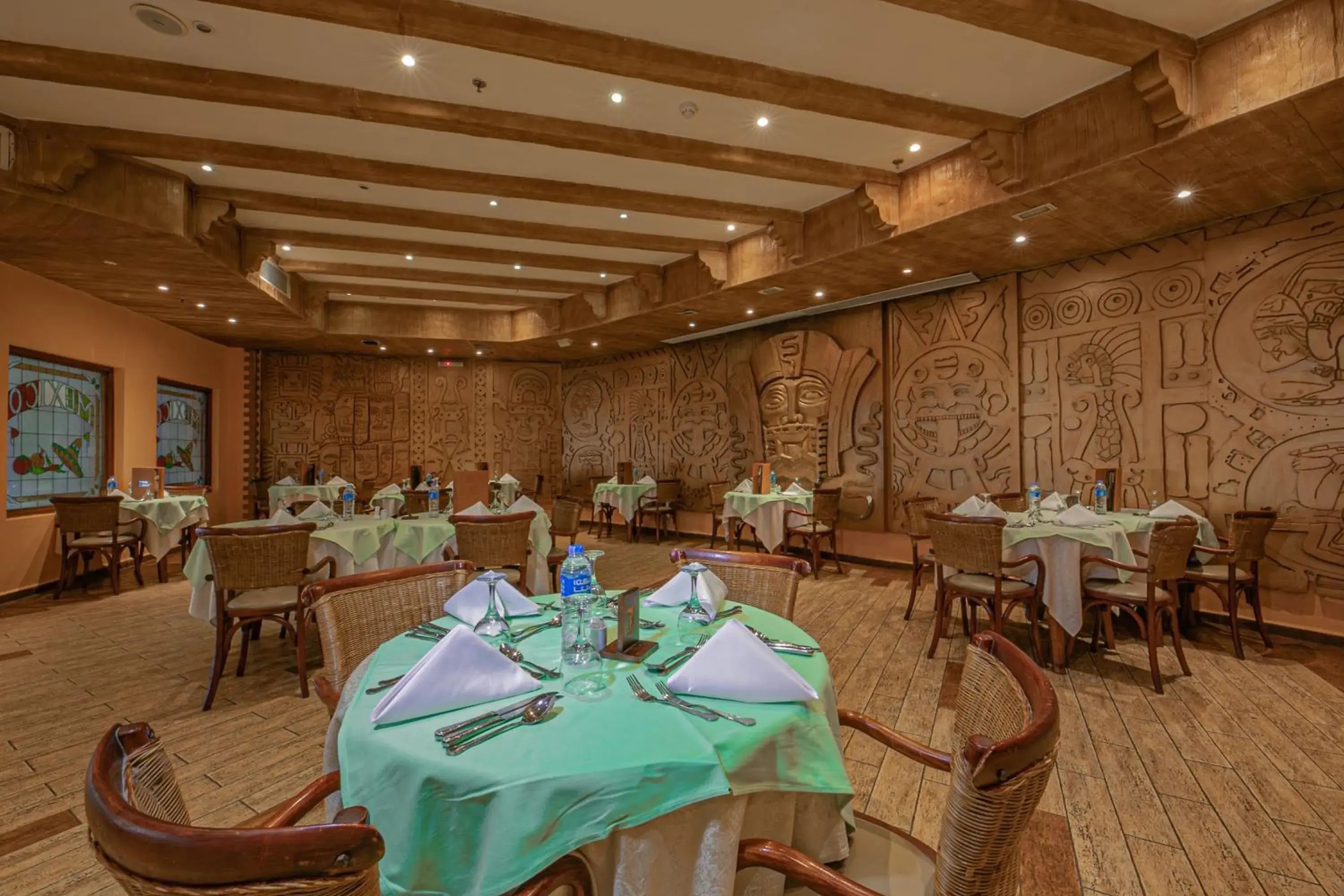 Restaurant/Places to Eat in Titanic Palace Families and couples only Restaurant/Places to Eat in Titanic Palace Families and couples only