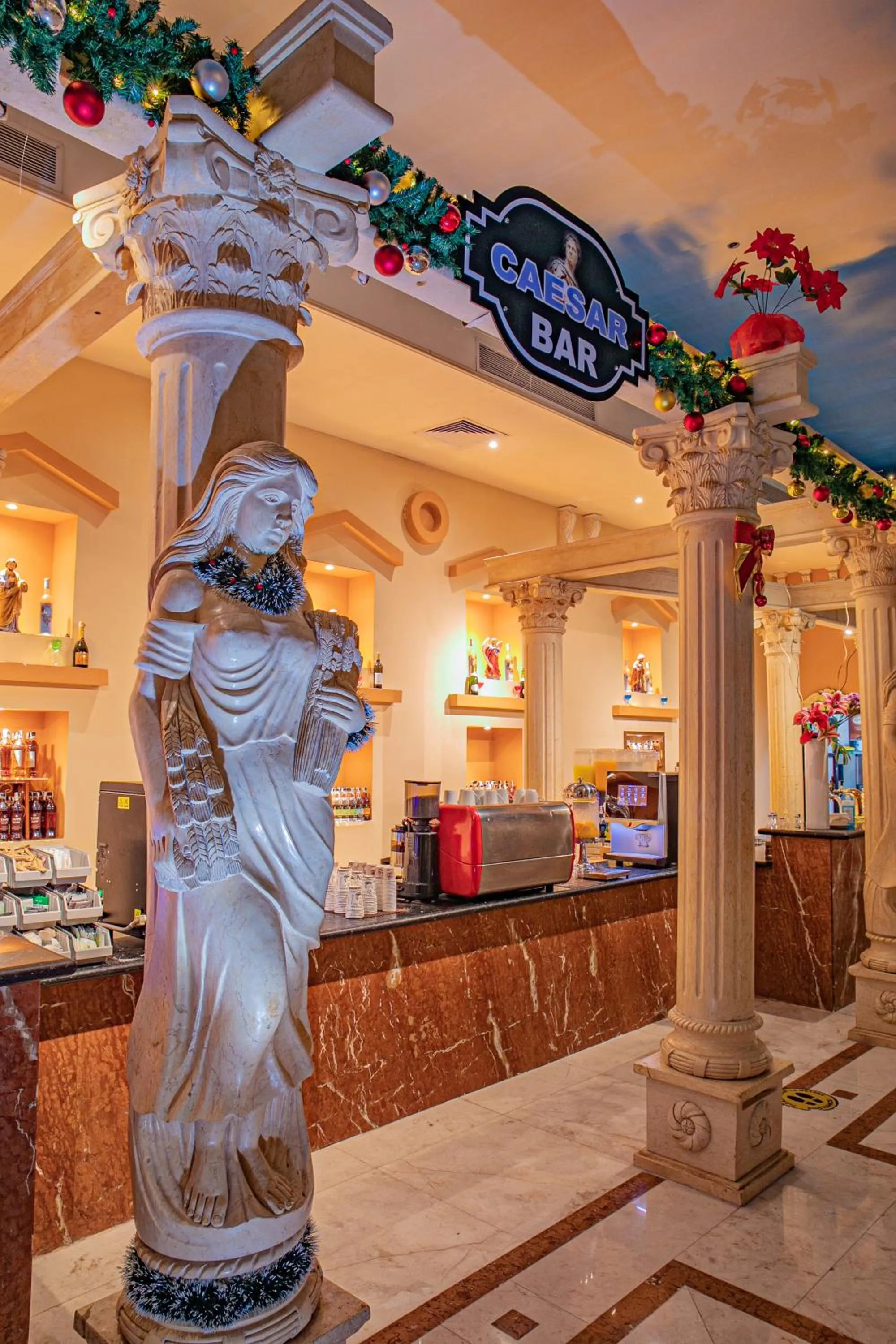 Property building in Titanic Palace Families and couples only